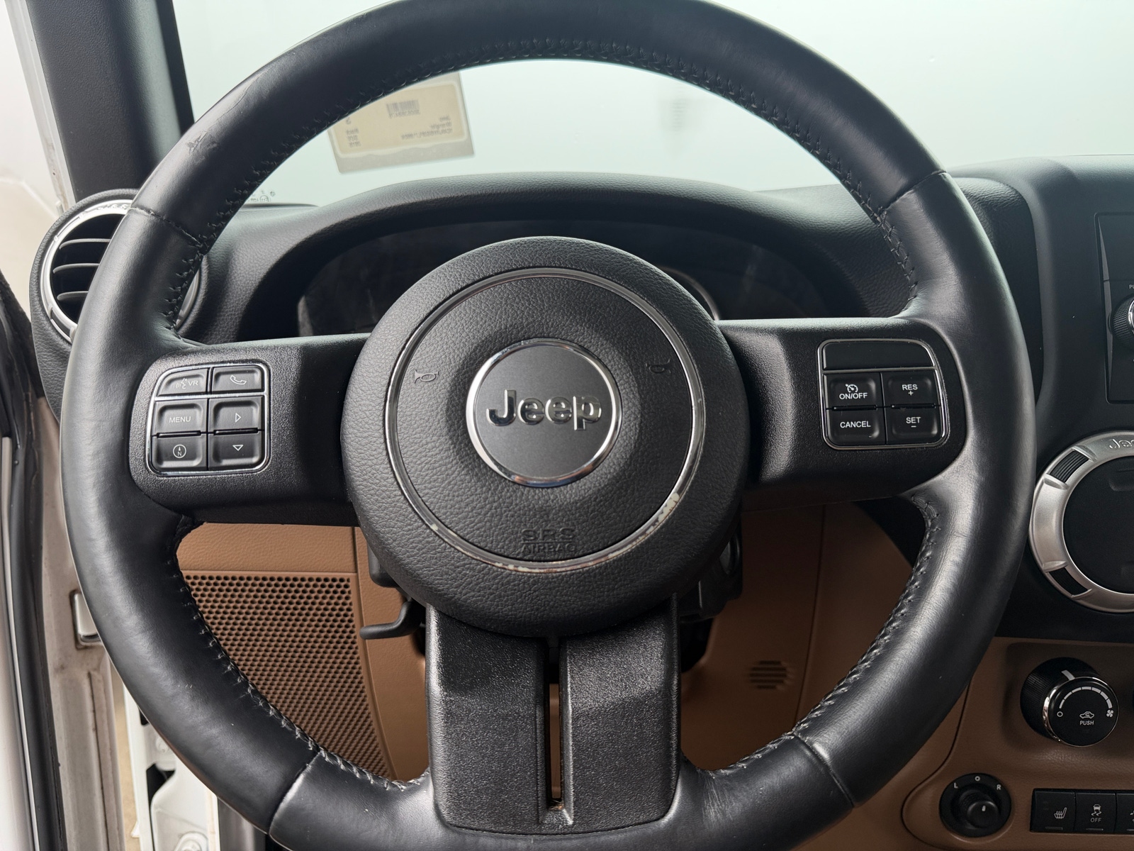Thumbnail: 2015 Jeep Wrangler - 3