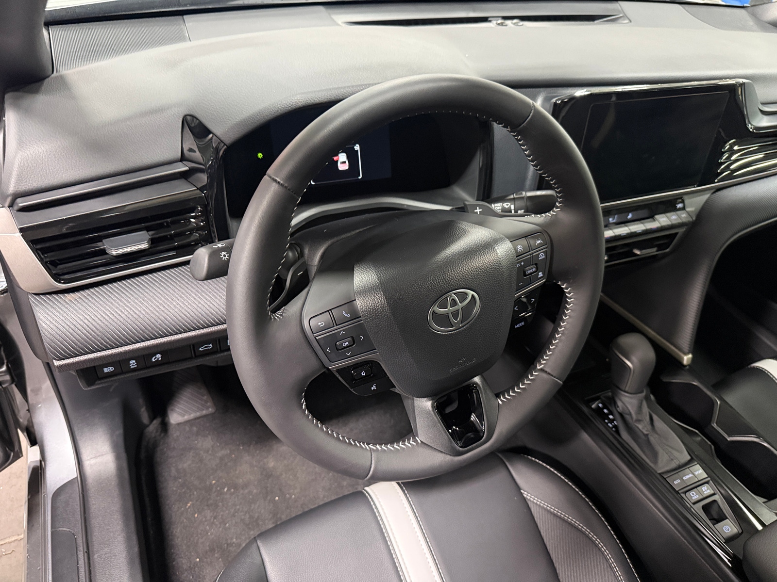 Thumbnail: 2026 Toyota Camry - 5