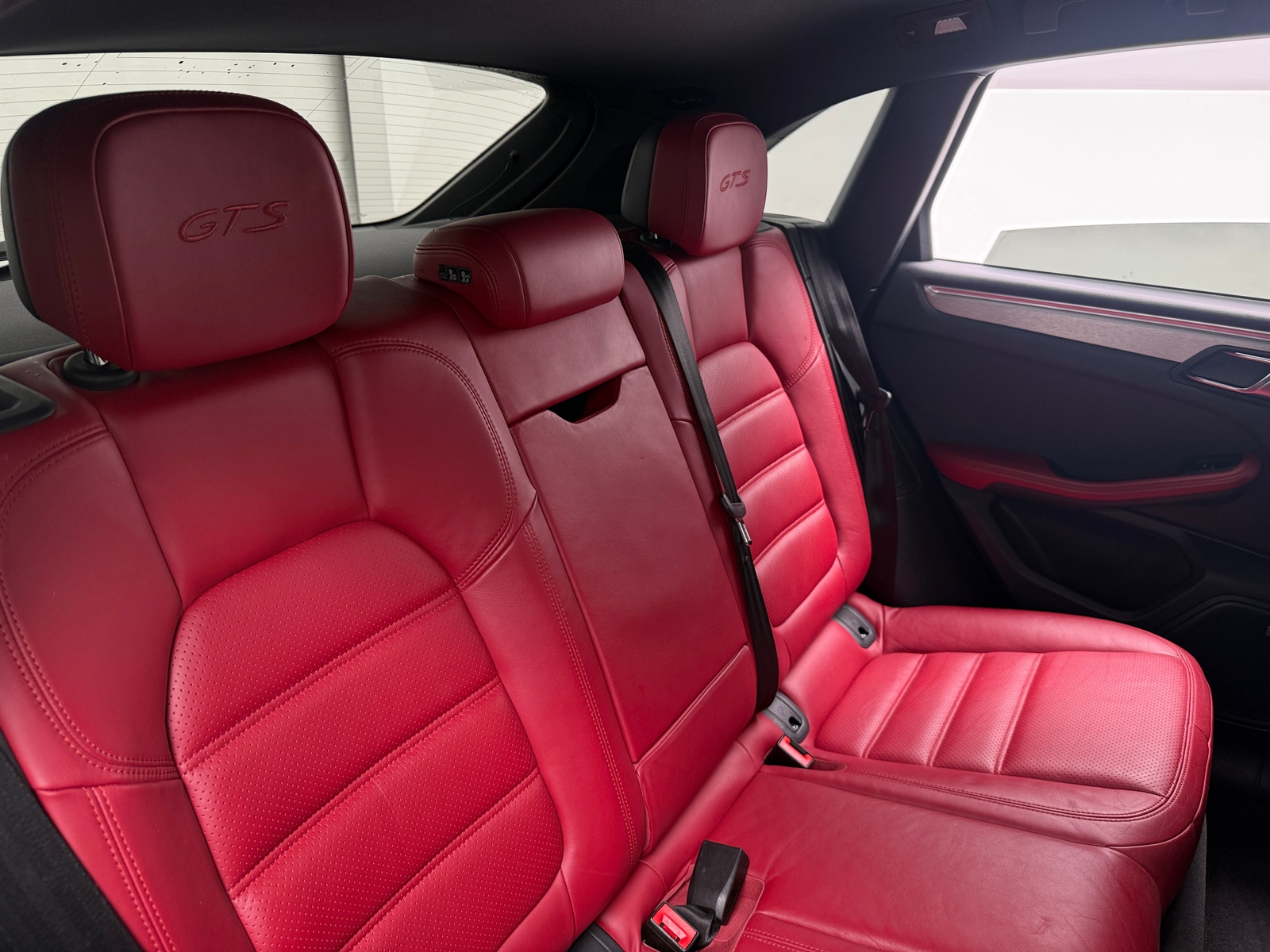 Thumbnail: 2018 Porsche Macan - 5