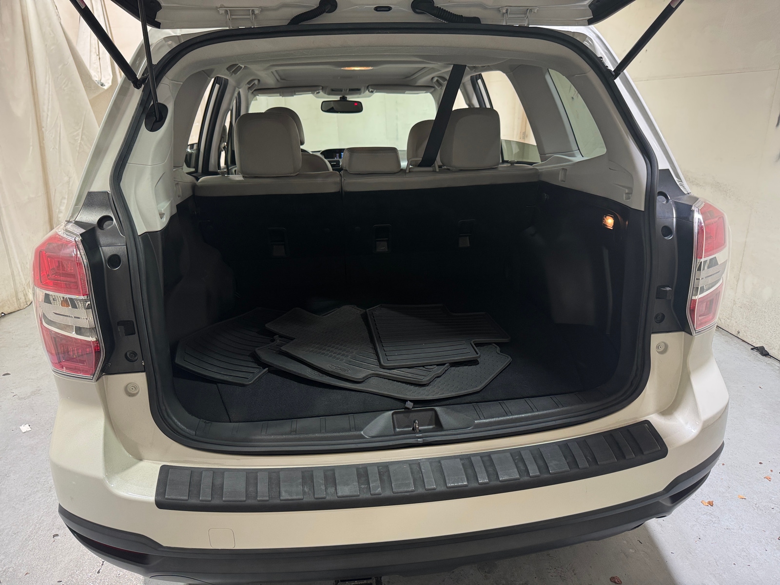 Thumbnail: 2015 Subaru Forester - 6