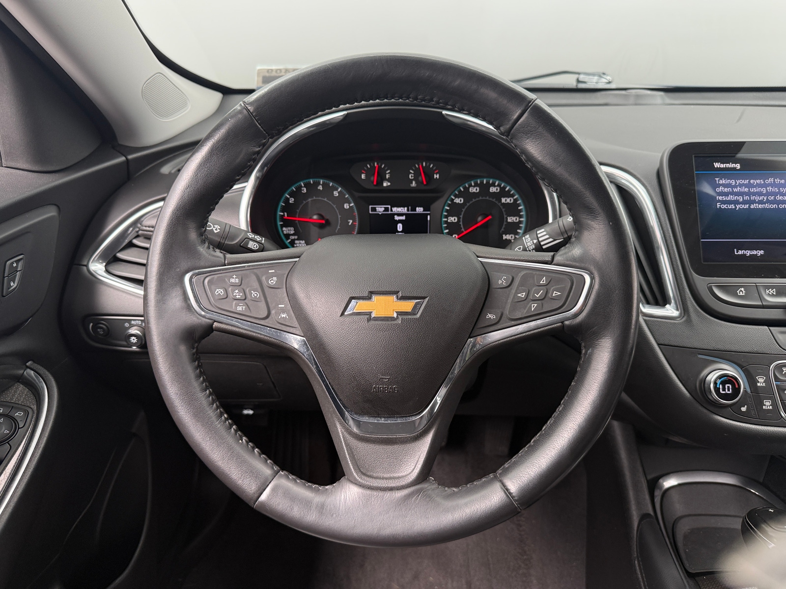 Thumbnail: 2019 Chevrolet Malibu - 4