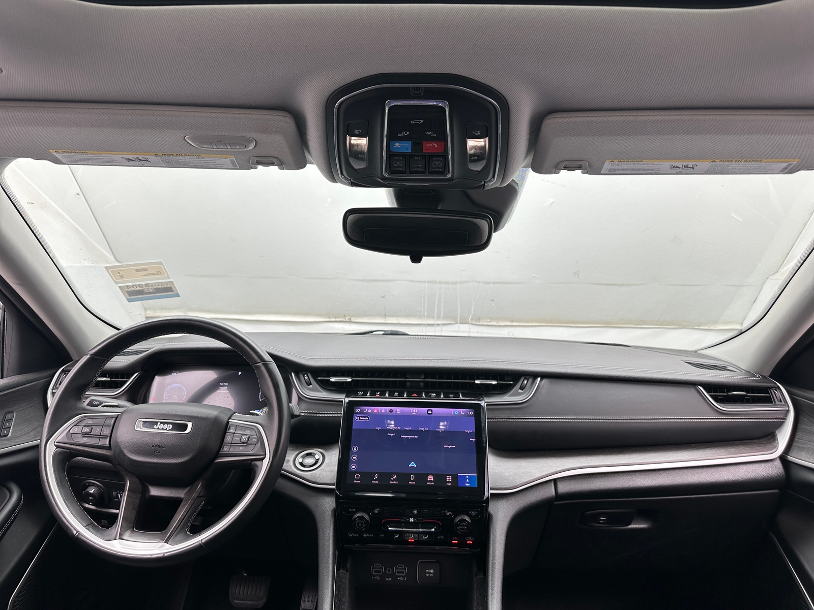Thumbnail: 2022 Jeep Grand Cherokee L - 2