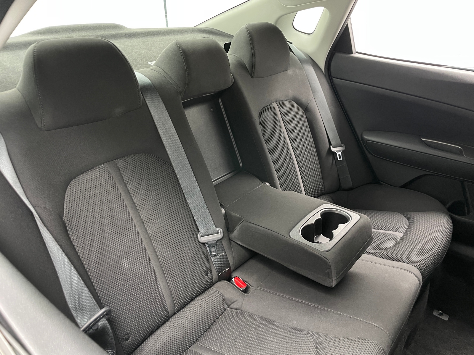 Thumbnail: 2019 Kia Optima - 6