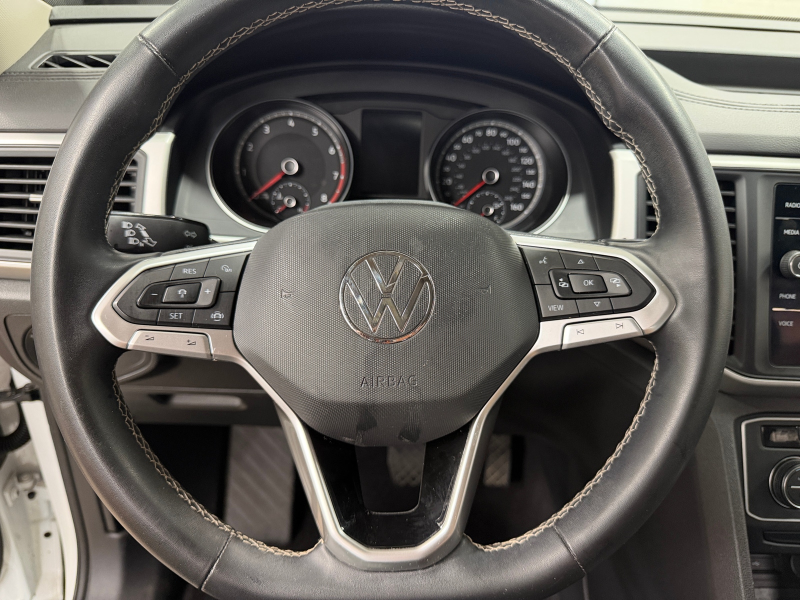 Thumbnail: 2021 Volkswagen Atlas - 4