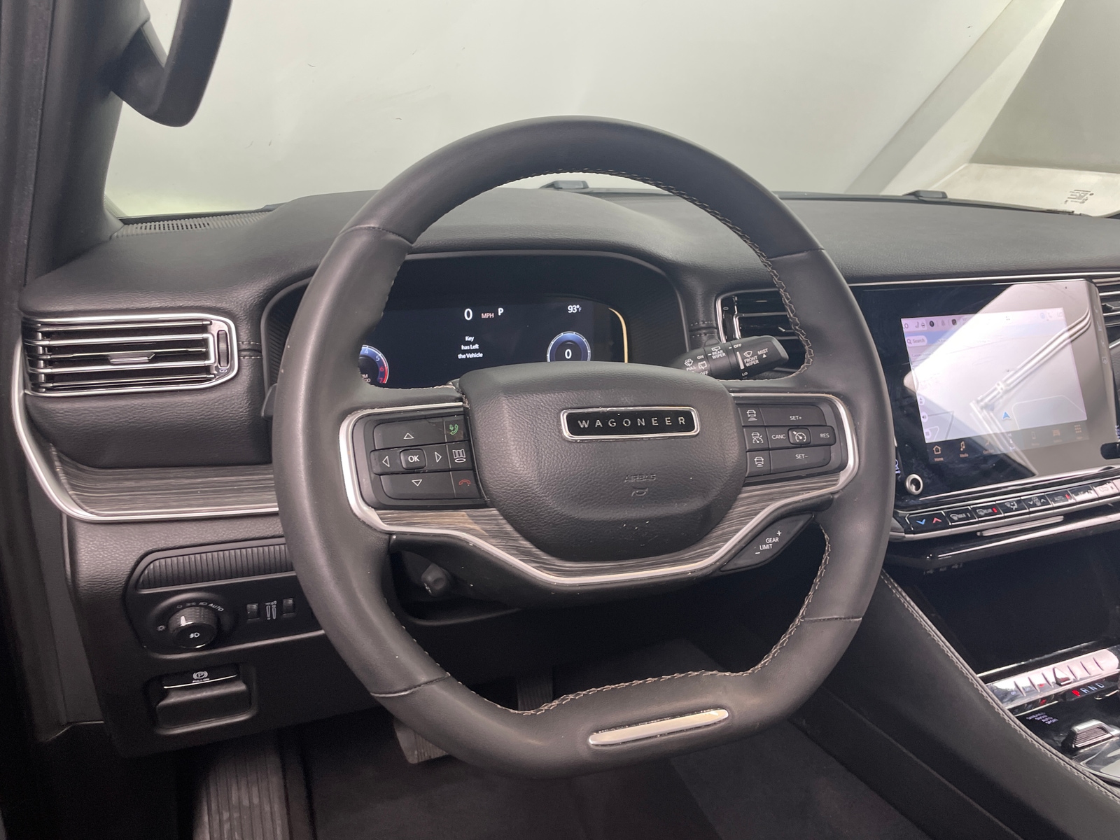 Thumbnail: 2024 Jeep Wagoneer - 4