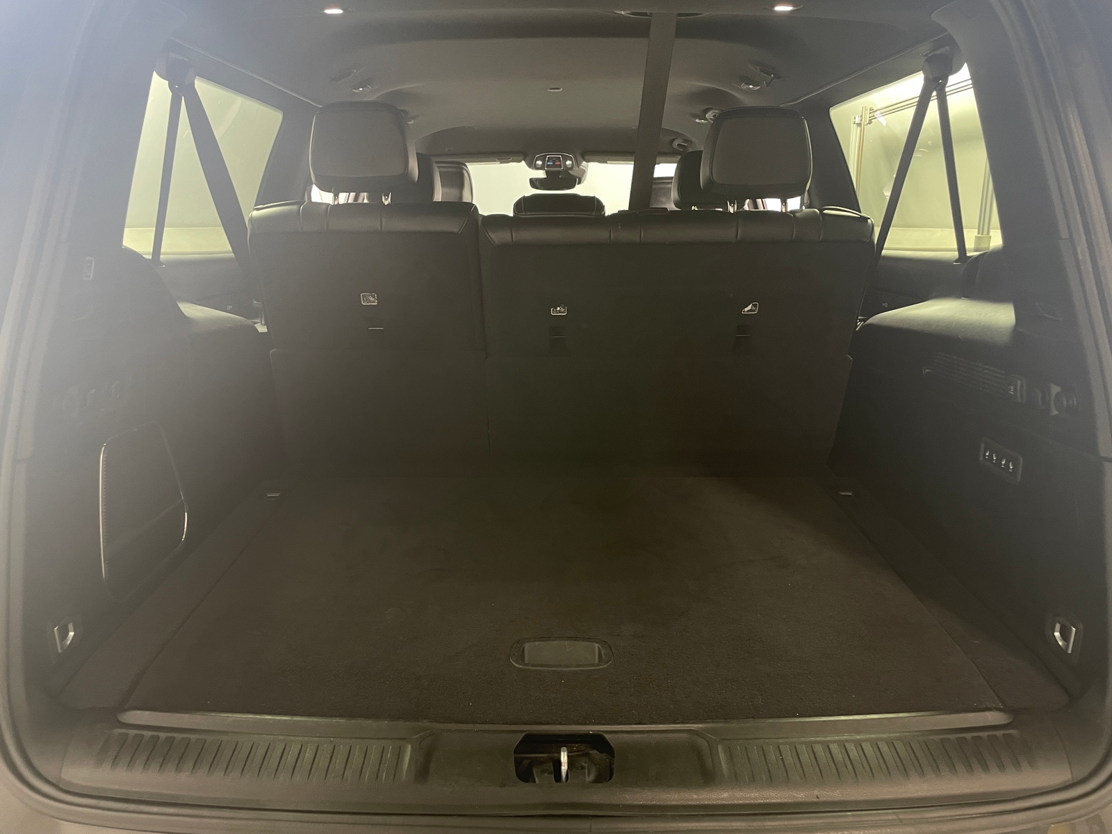 Thumbnail: 2024 Jeep Wagoneer - 6