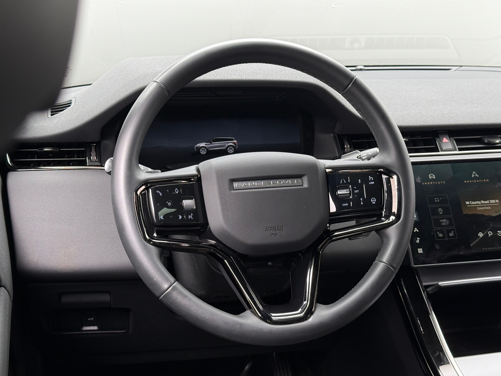 Thumbnail: 2024 Land Rover Range Rover Evoque - 4