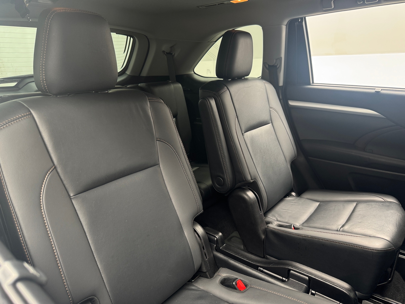 Thumbnail: 2019 Toyota Highlander - 5