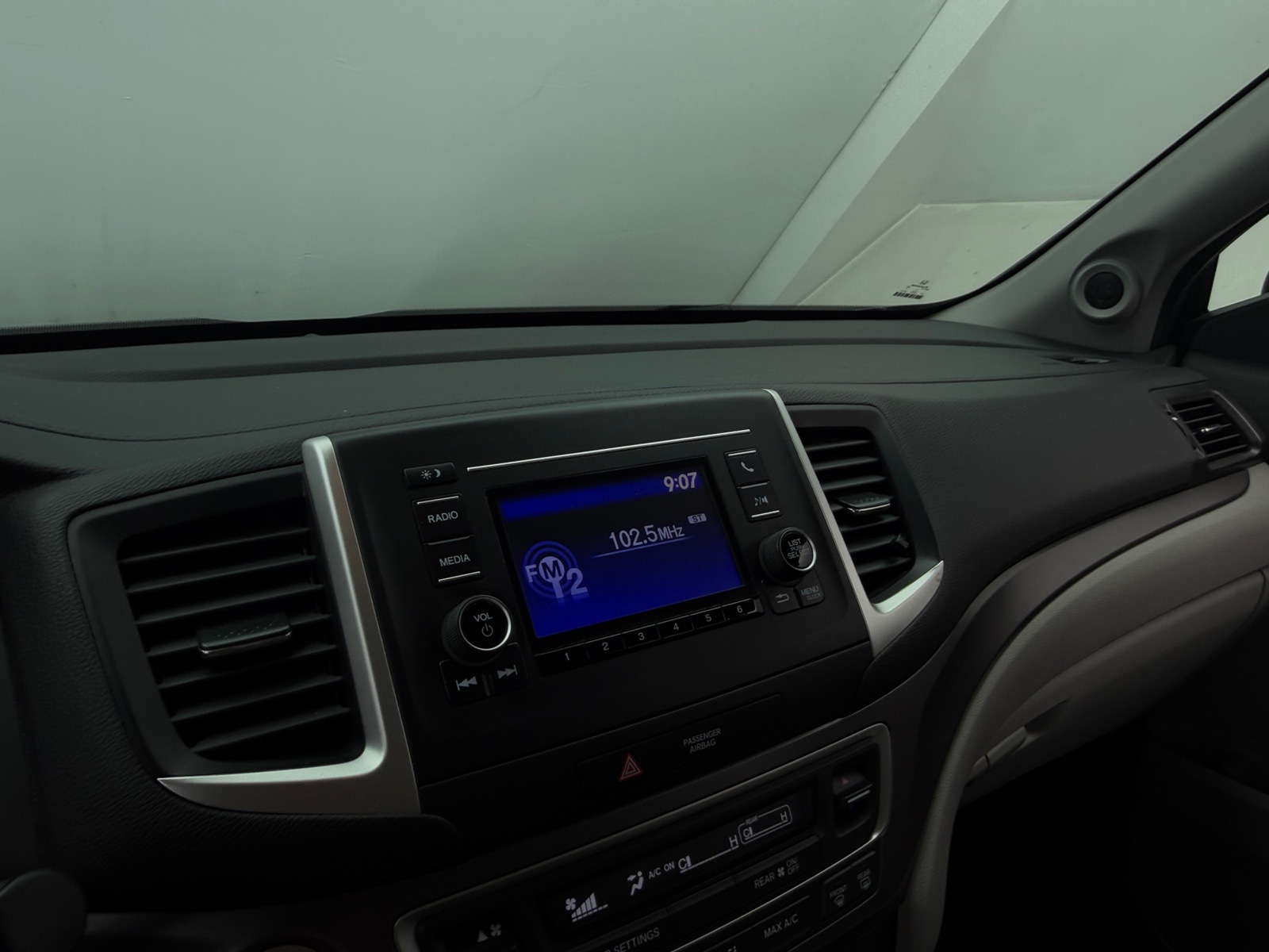 Thumbnail: 2020 Honda Pilot - 4