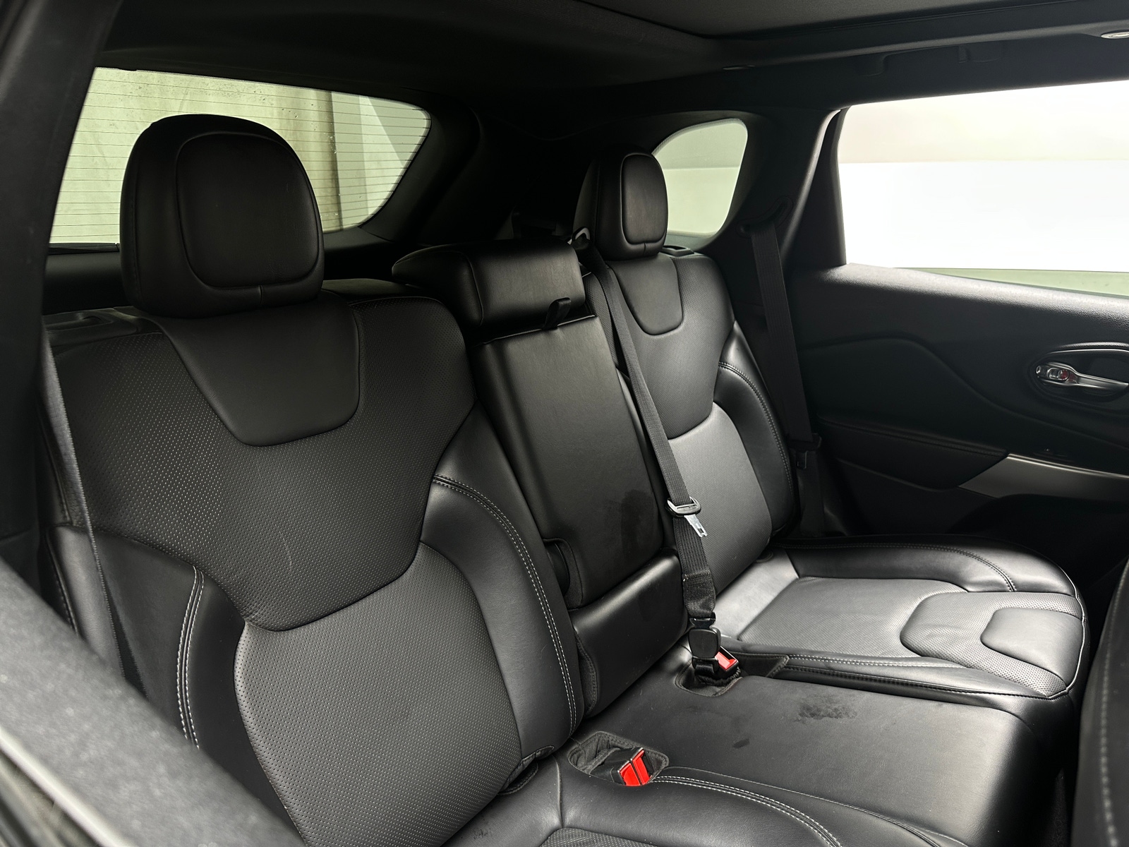 Thumbnail: 2021 Jeep Cherokee - 5