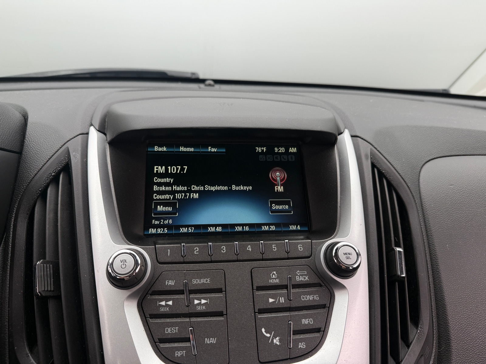 Thumbnail: 2017 Chevrolet Equinox - 3