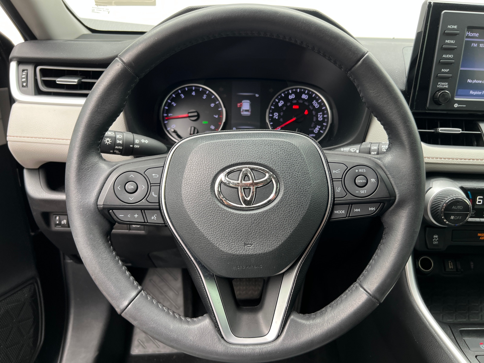 Thumbnail: 2021 Toyota RAV4 - 4