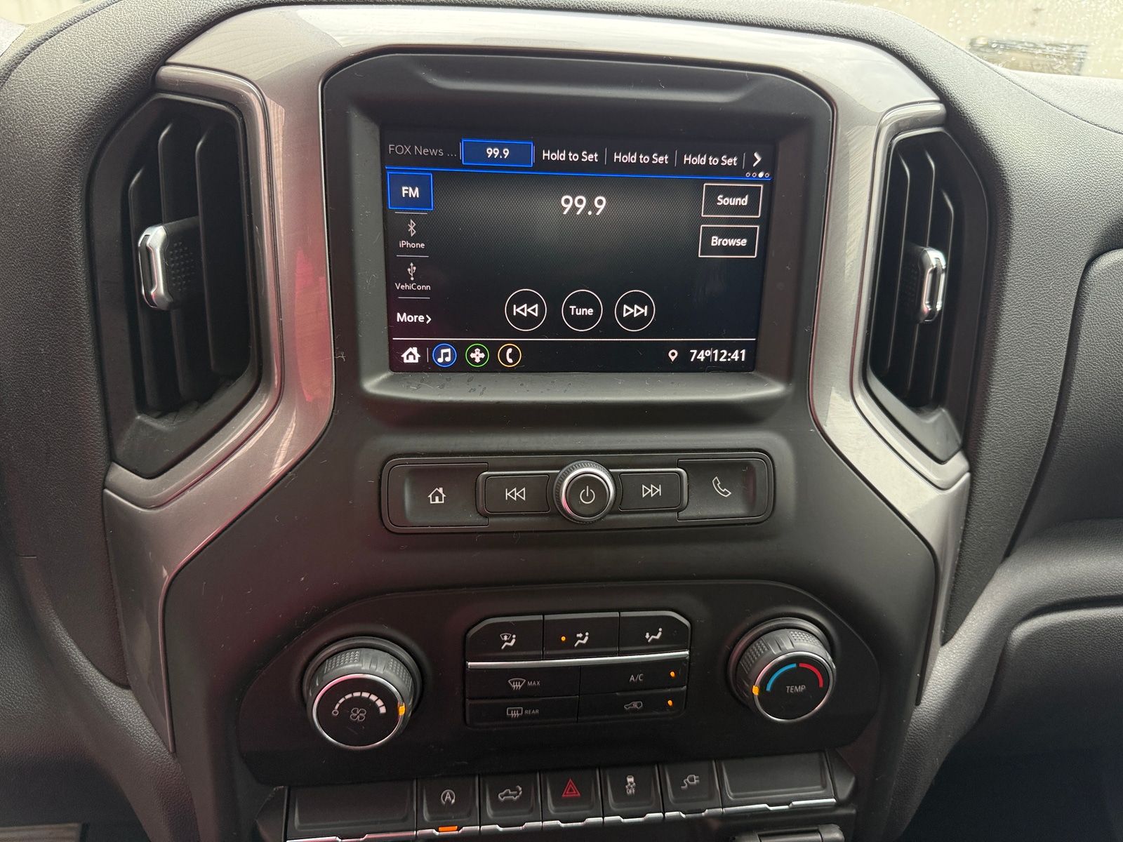 Thumbnail: 2020 Chevrolet Silverado 1500 - 4