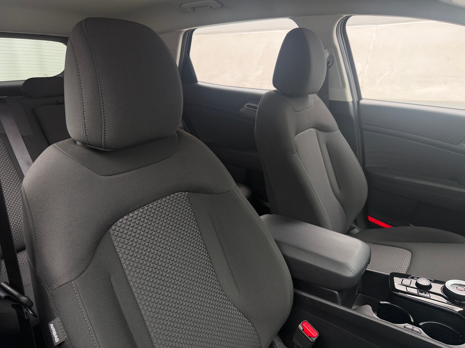 Thumbnail: 2025 Kia Sportage - 2