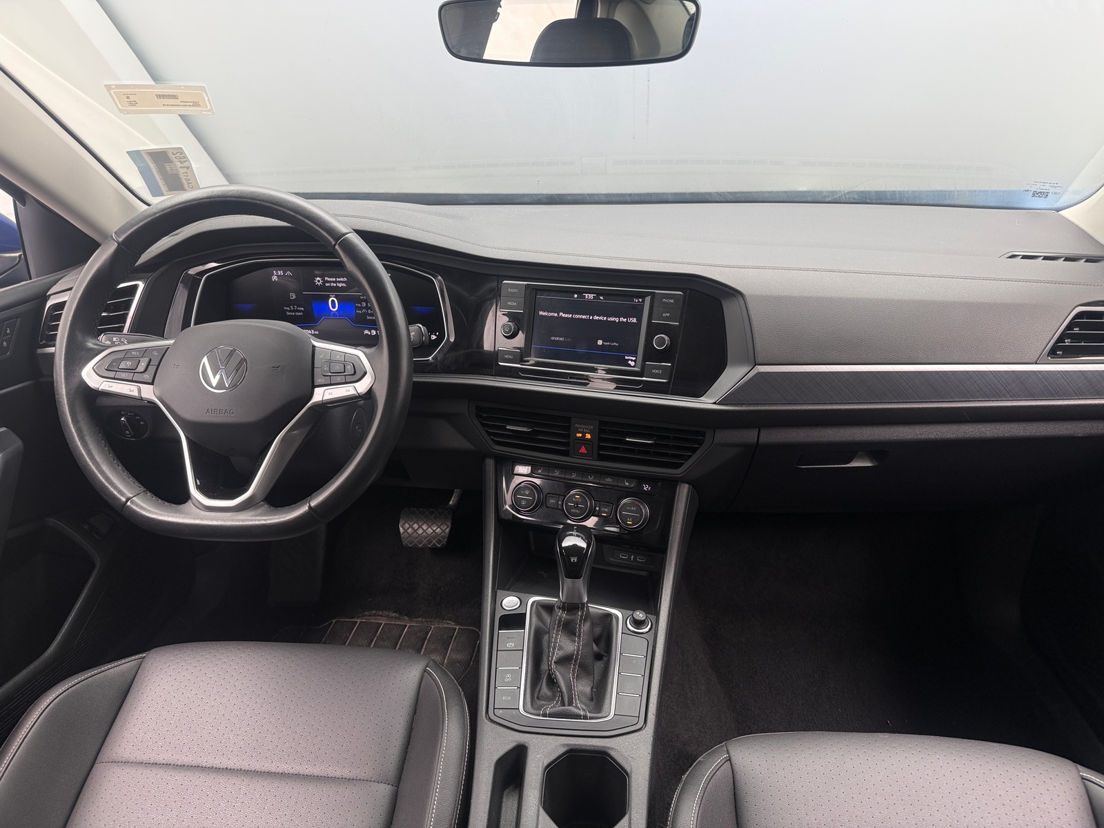 Thumbnail: 2024 Volkswagen Jetta - 2