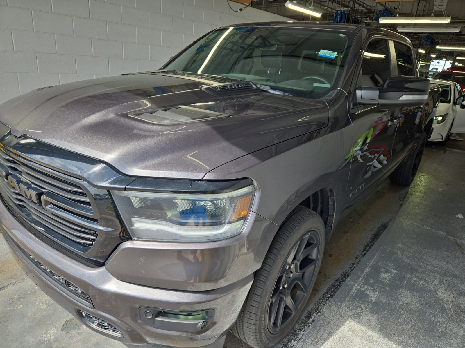 2024 Ram 1500 Laramie 4x4 Crew Cab 5'7" Box