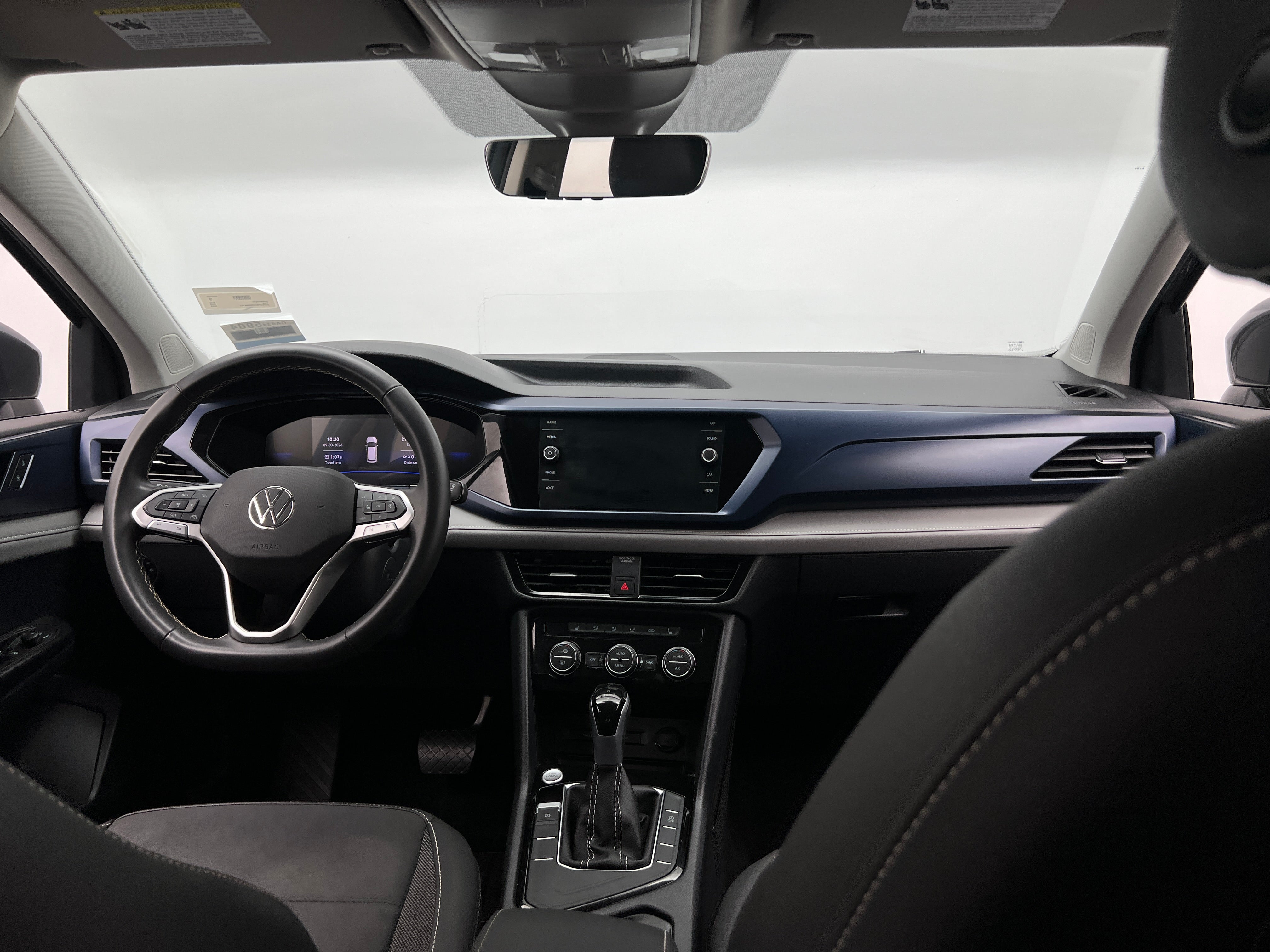 2024 Volkswagen Taos