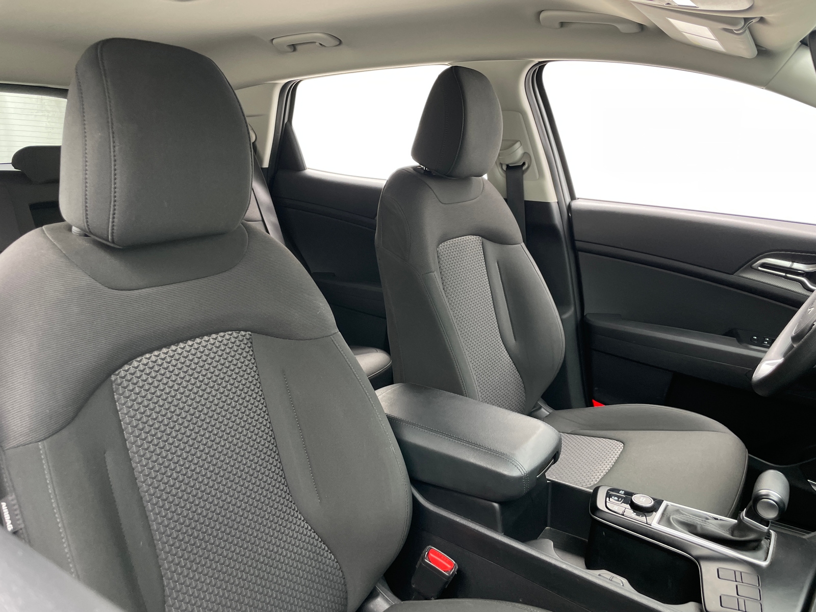Thumbnail: 2025 Kia Sportage - 2