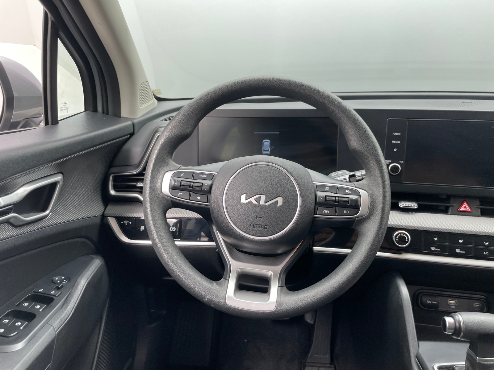 Thumbnail: 2025 Kia Sportage - 5