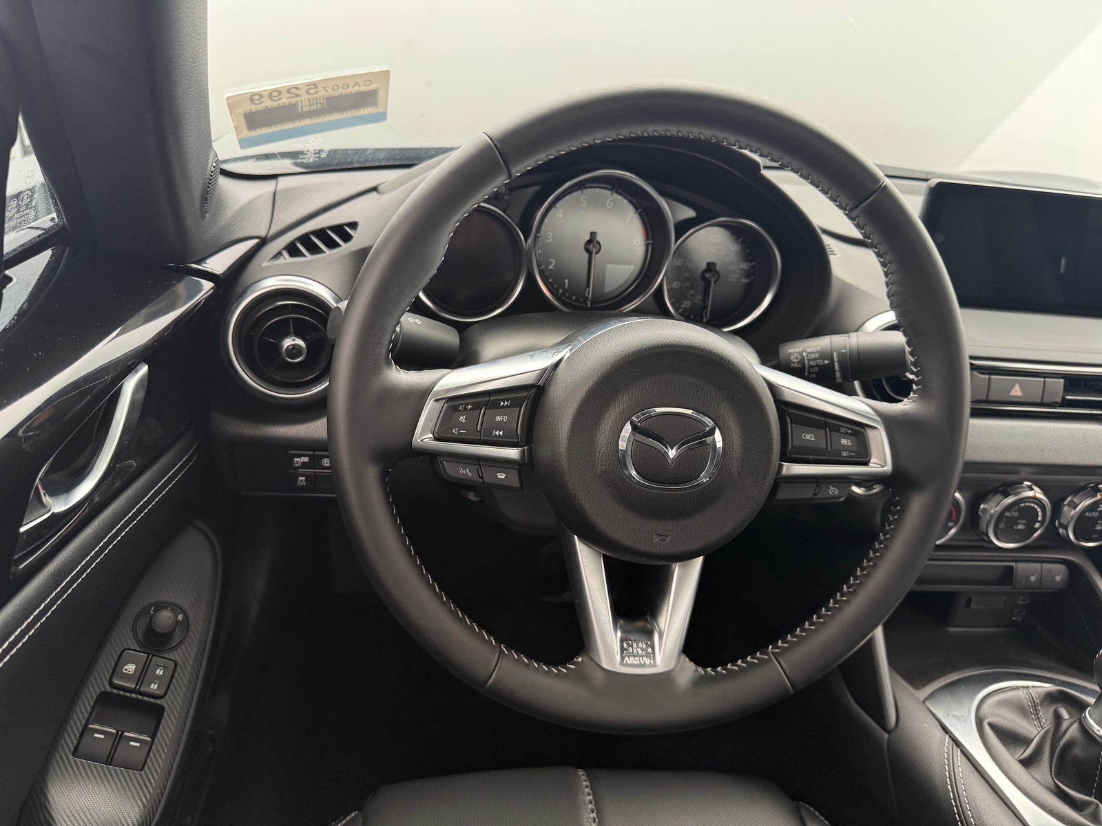 Thumbnail: 2025 Mazda MX-5 Miata - 4