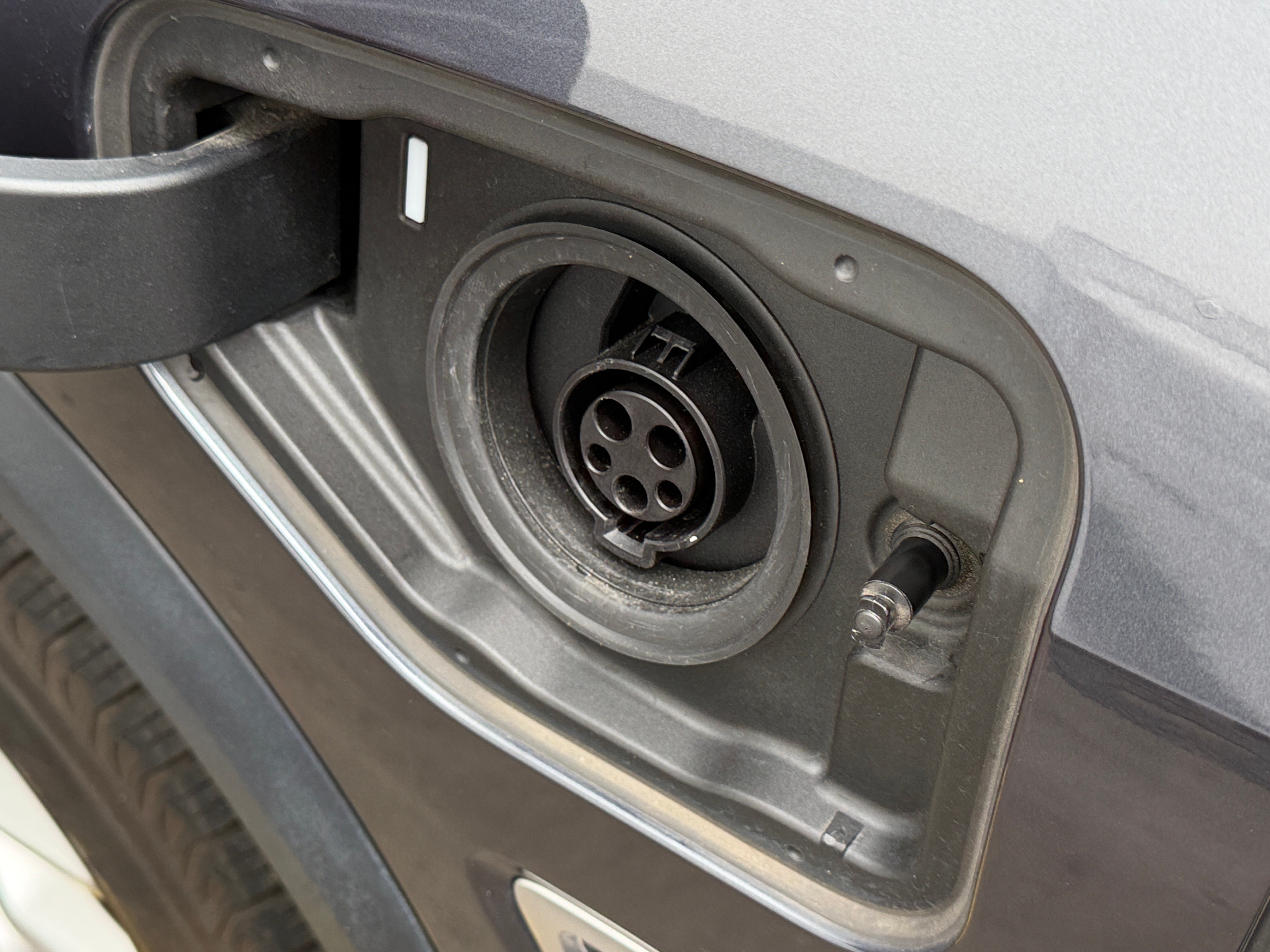 2021 BMW X5 45e - Photo 11