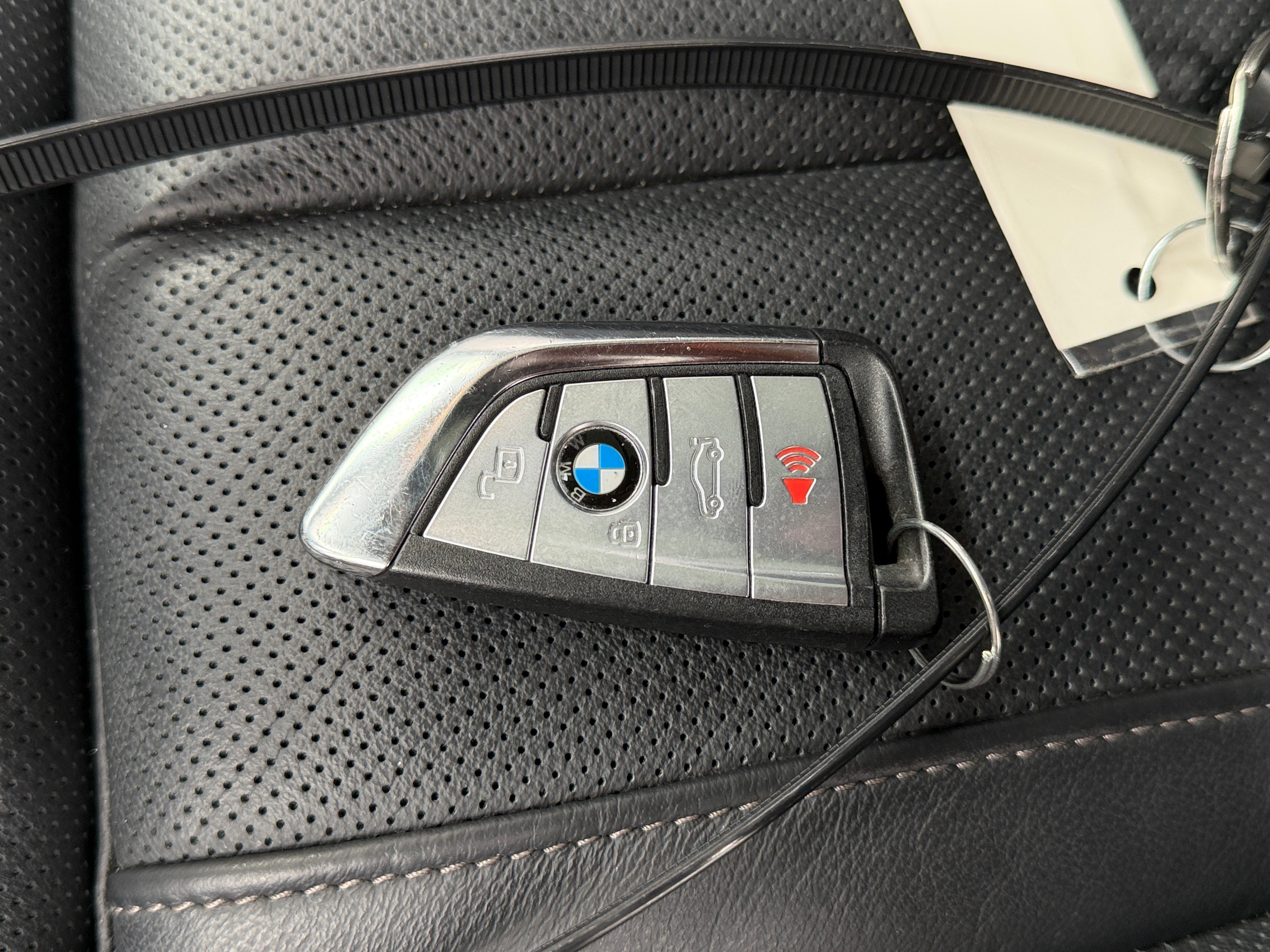 2021 BMW X5 45e - Photo 17