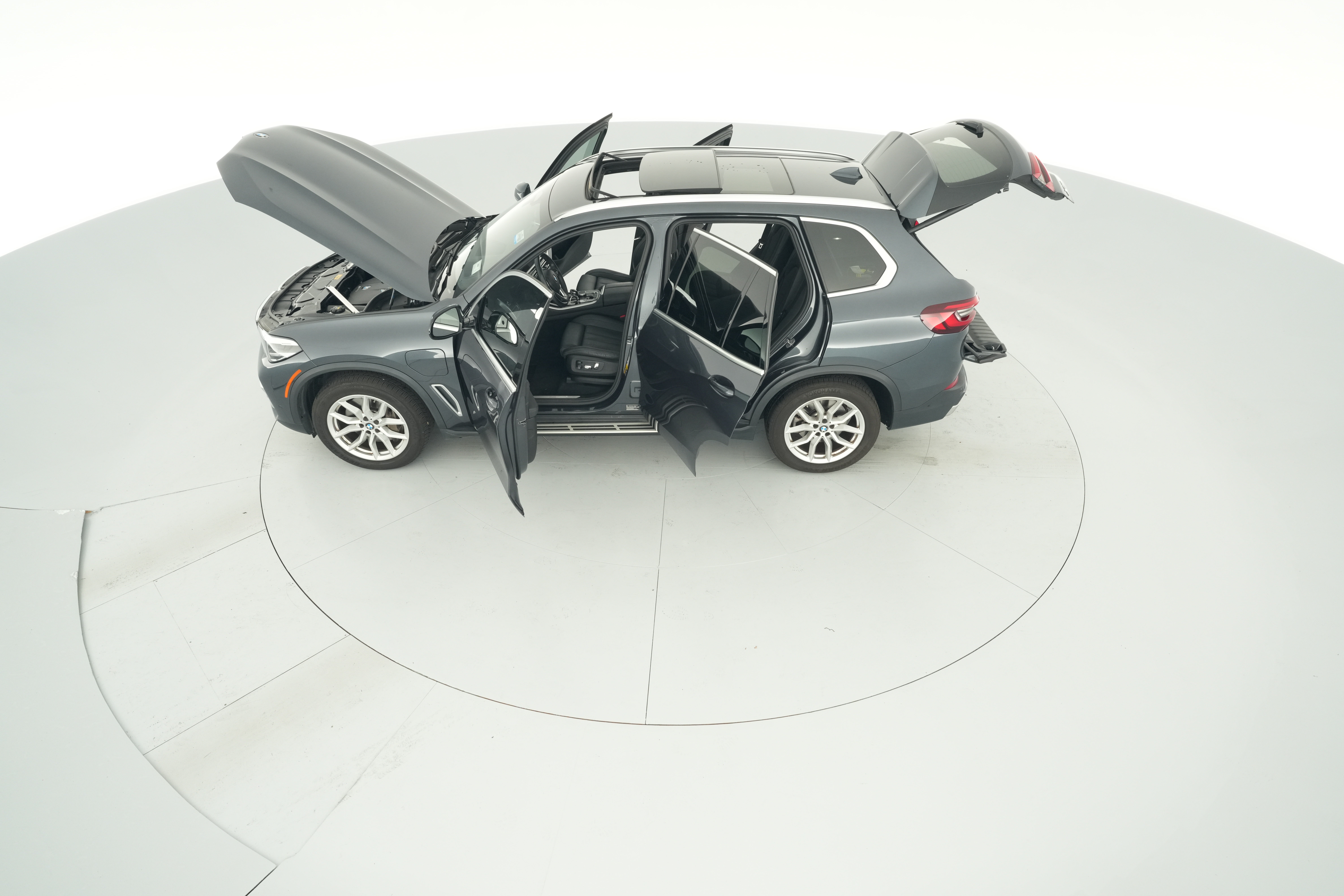2021 BMW X5 45e - Photo 52