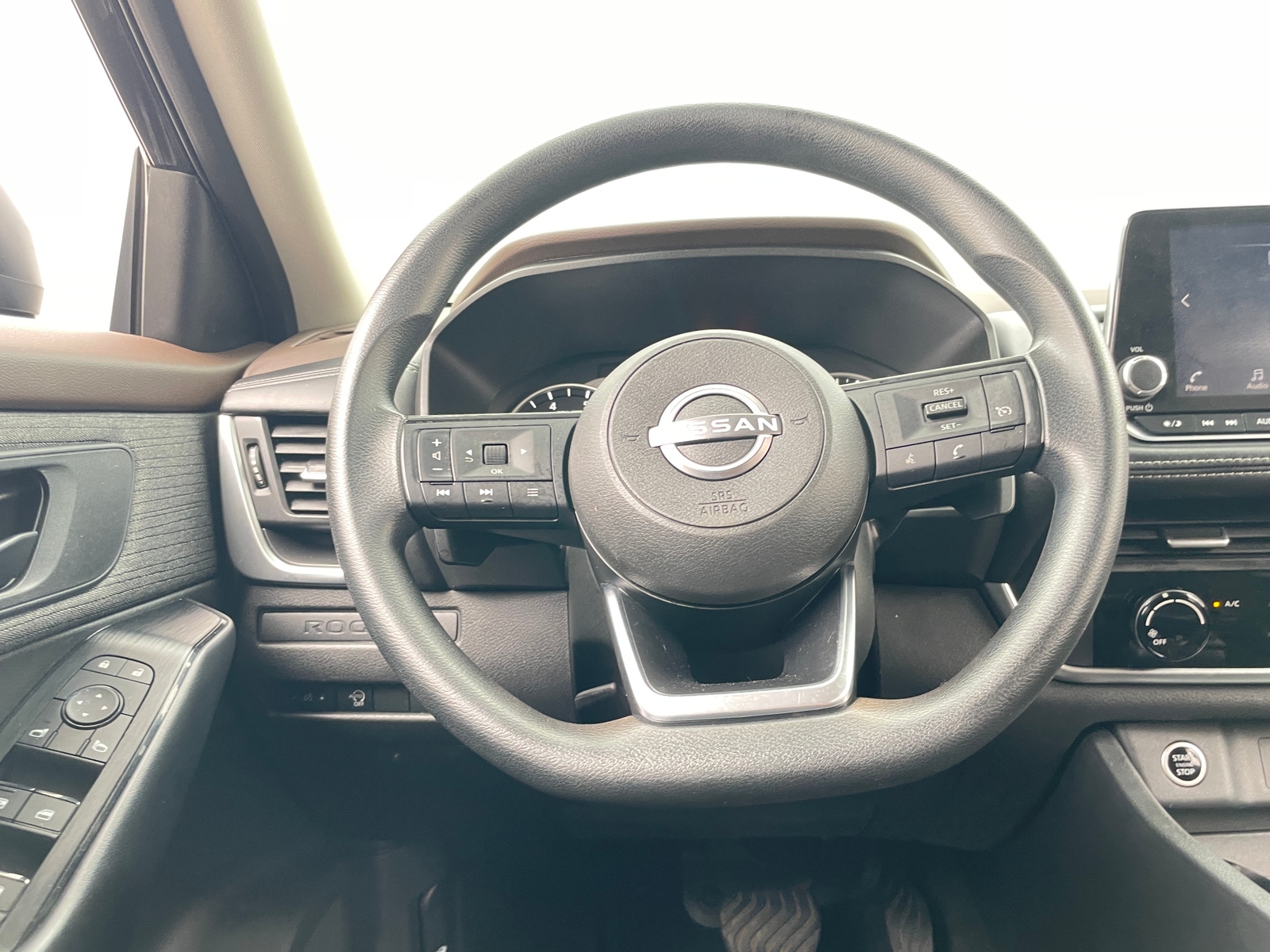 Thumbnail: 2023 Nissan Rogue - 5