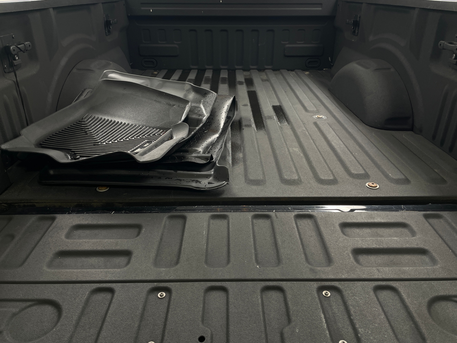 Thumbnail: 2015 Ford Econoline - 7
