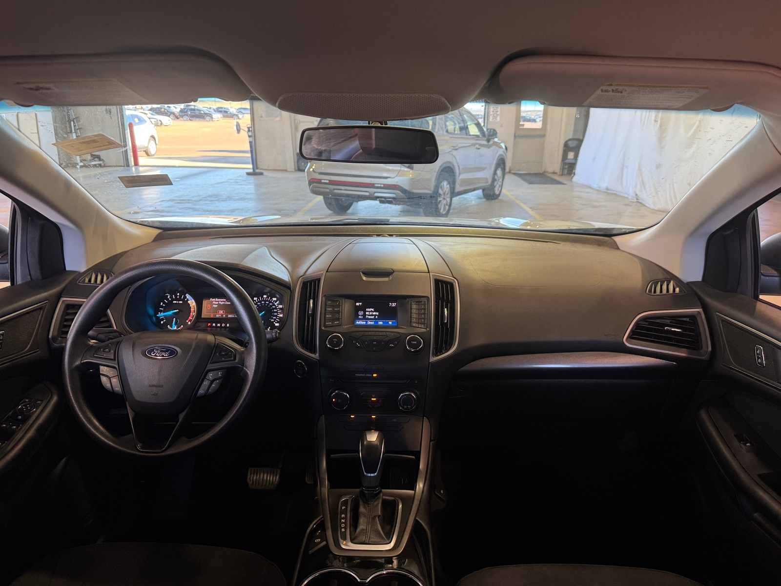 Thumbnail: 2018 Ford Edge - 3