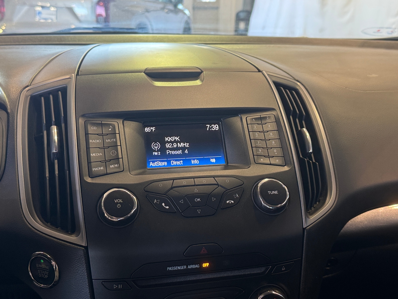 Thumbnail: 2018 Ford Edge - 4
