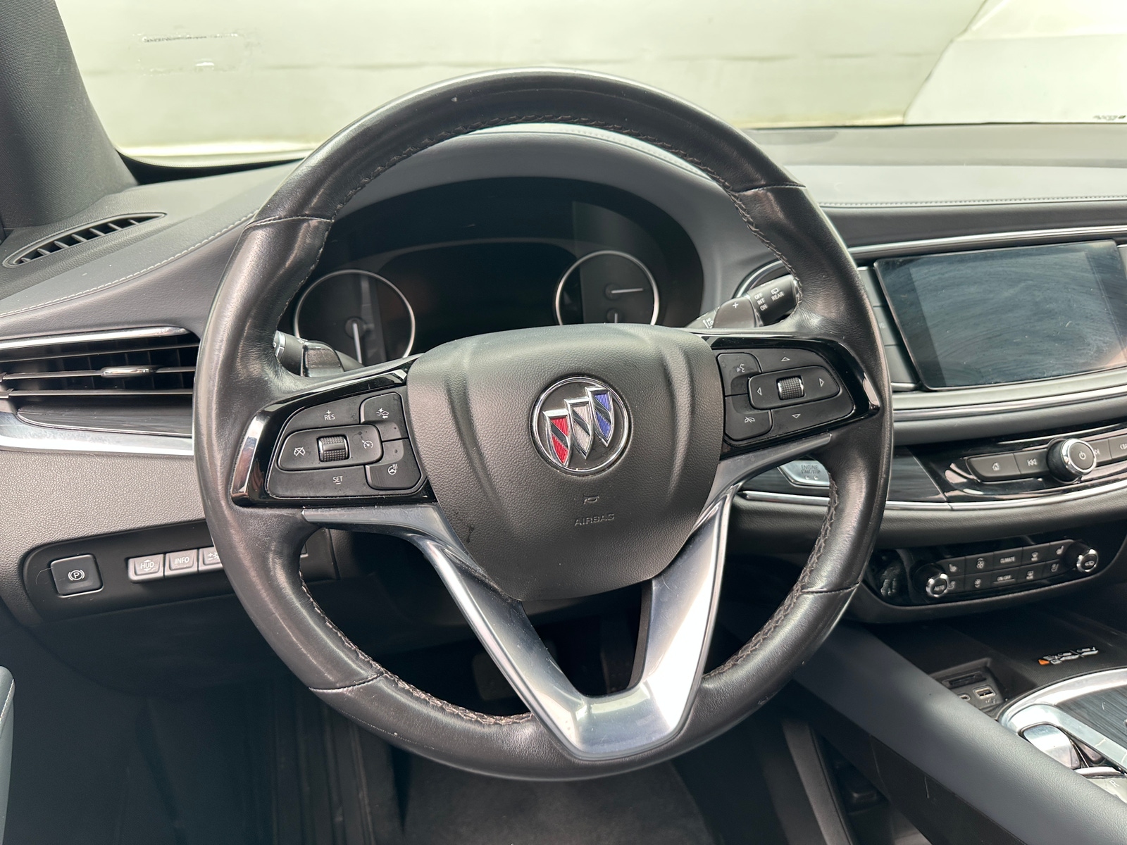 Thumbnail: 2022 Buick Enclave - 4