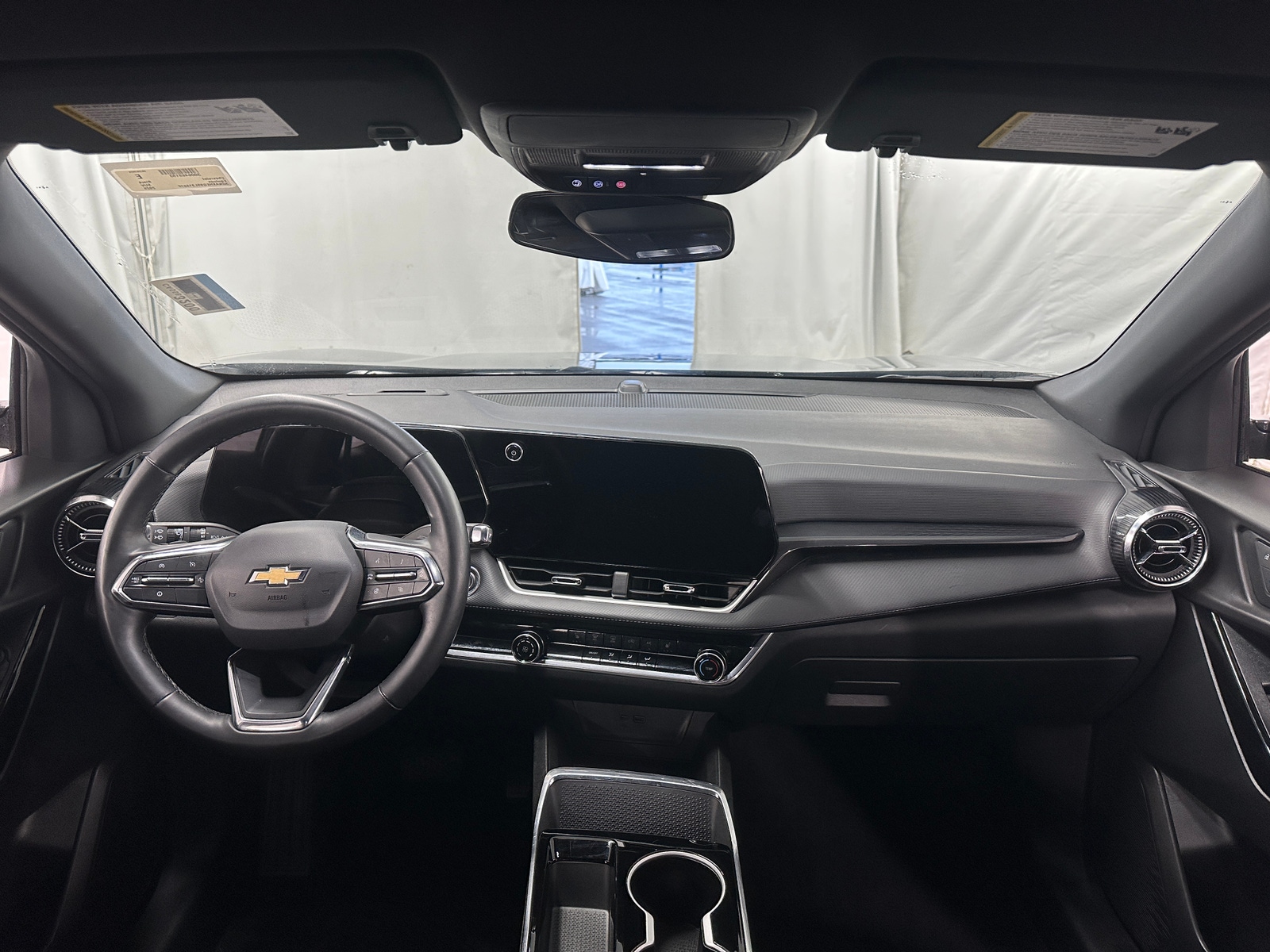 Thumbnail: 2025 Chevrolet Equinox - 3