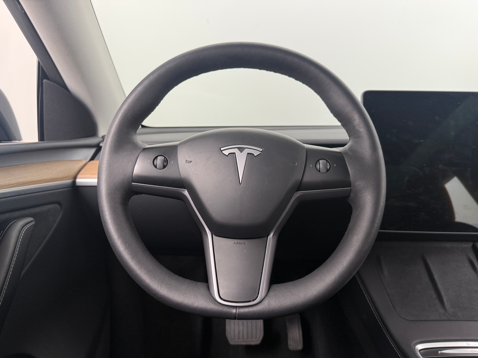 Thumbnail: 2024 Tesla Model Y - 4