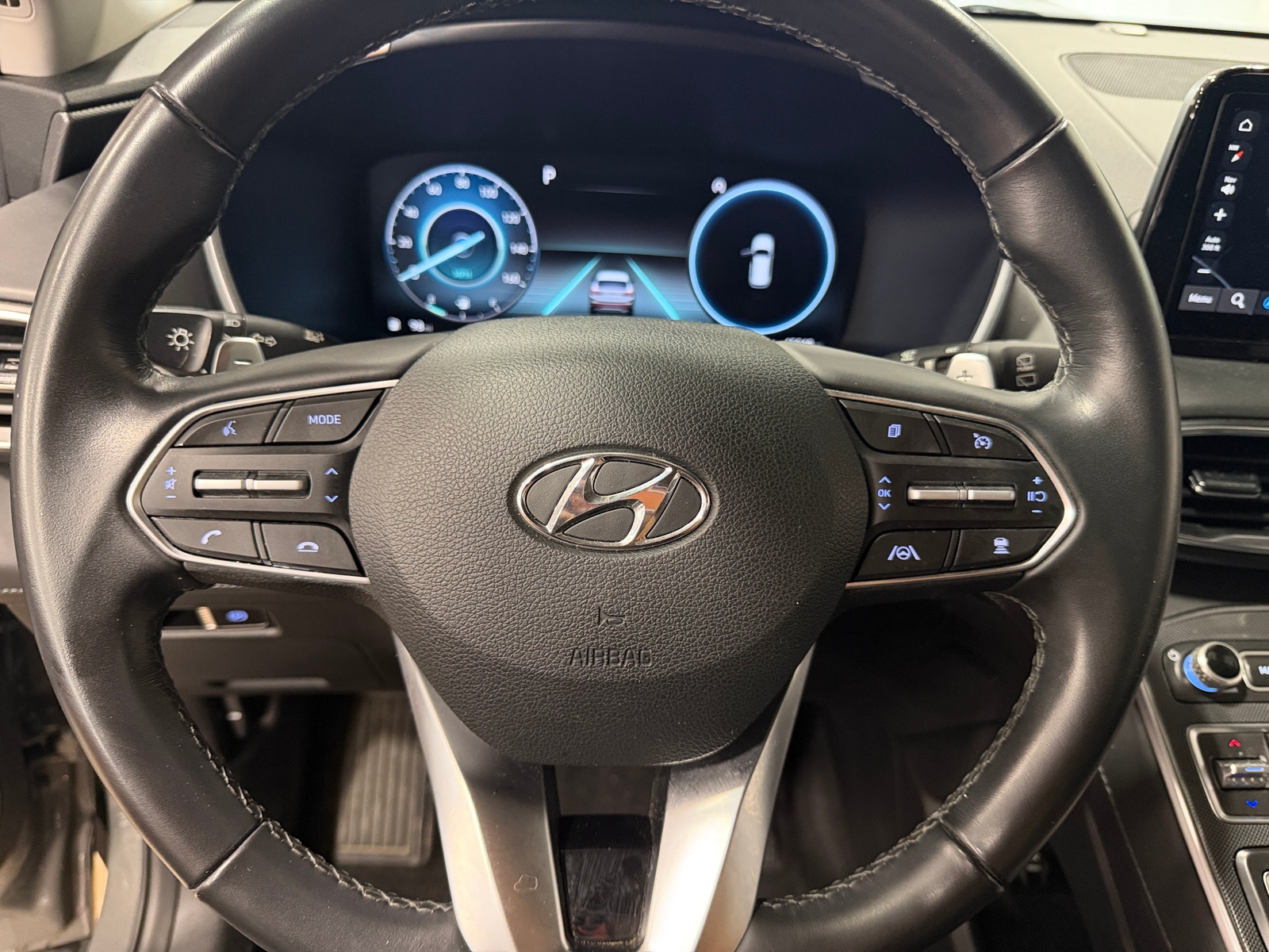 Thumbnail: 2023 Hyundai Santa Fe - 4
