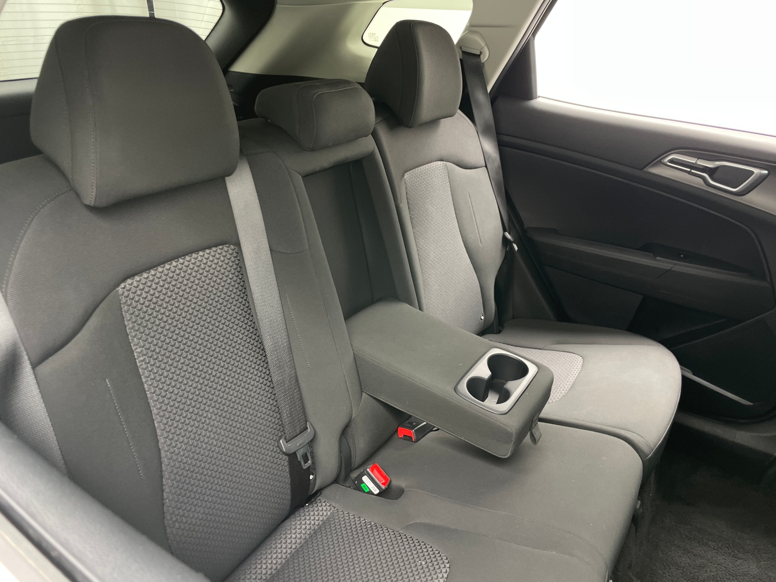 Thumbnail: 2026 Kia Sportage - 6