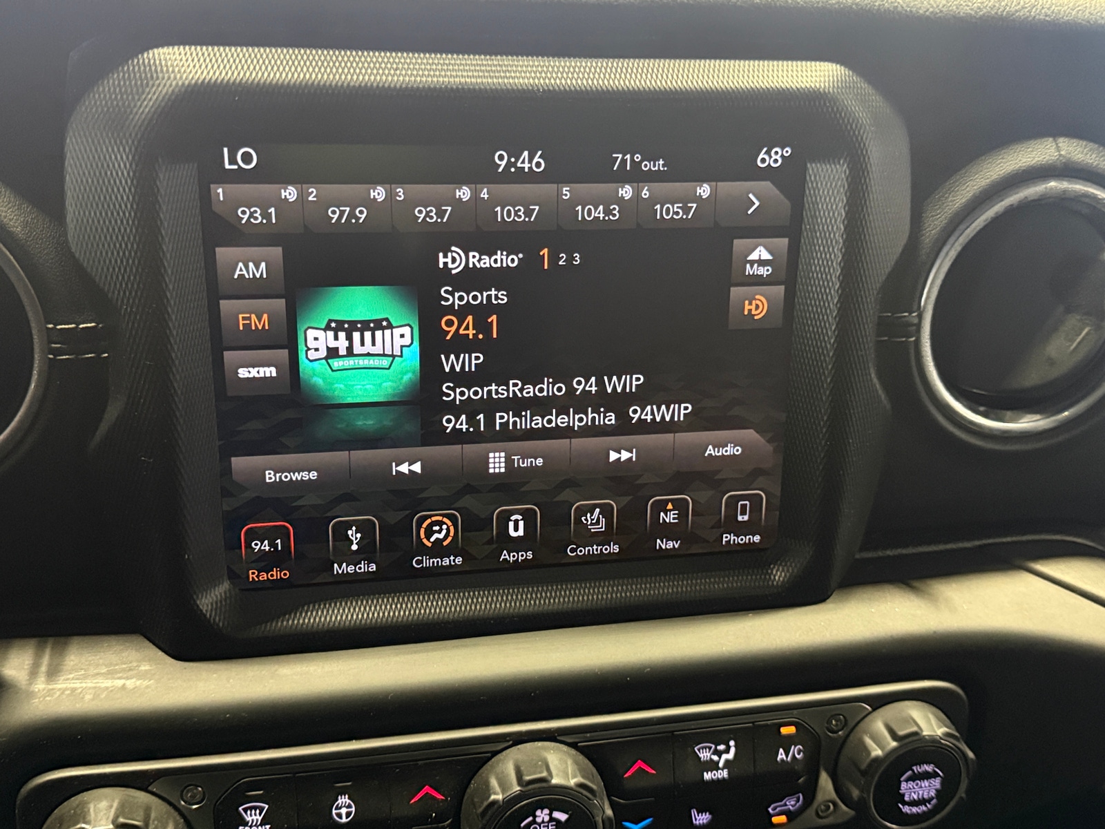 Thumbnail: 2018 Jeep Wrangler - 3