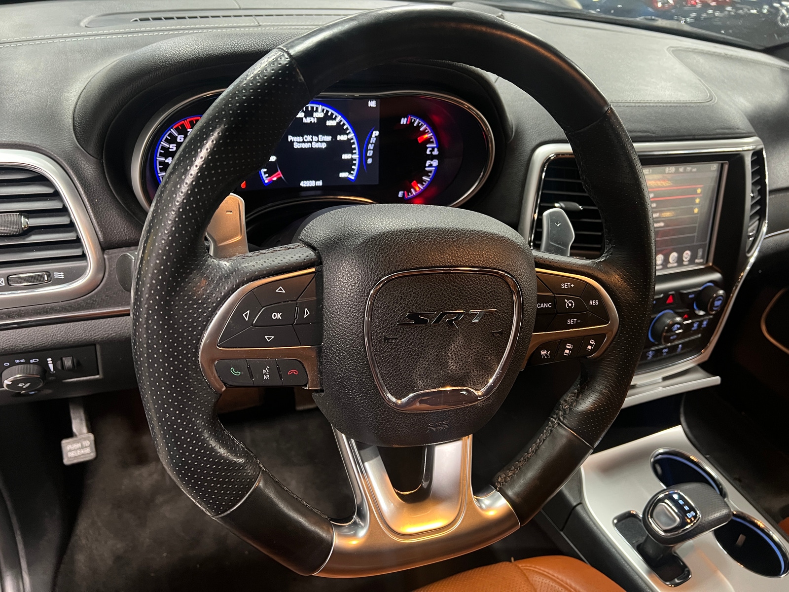 Thumbnail: 2015 Jeep Grand Cherokee - 4