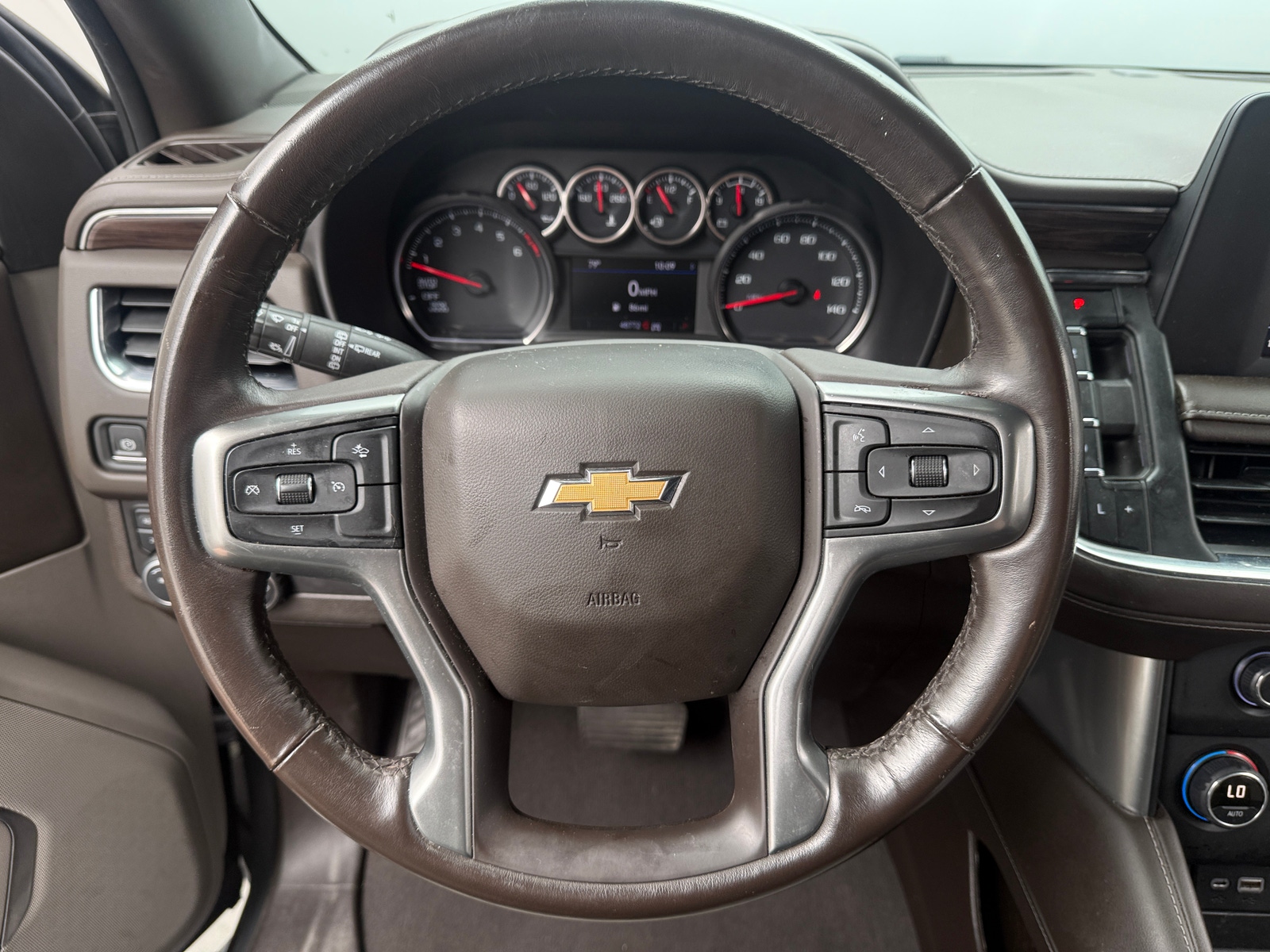 Thumbnail: 2023 Chevrolet Suburban - 5