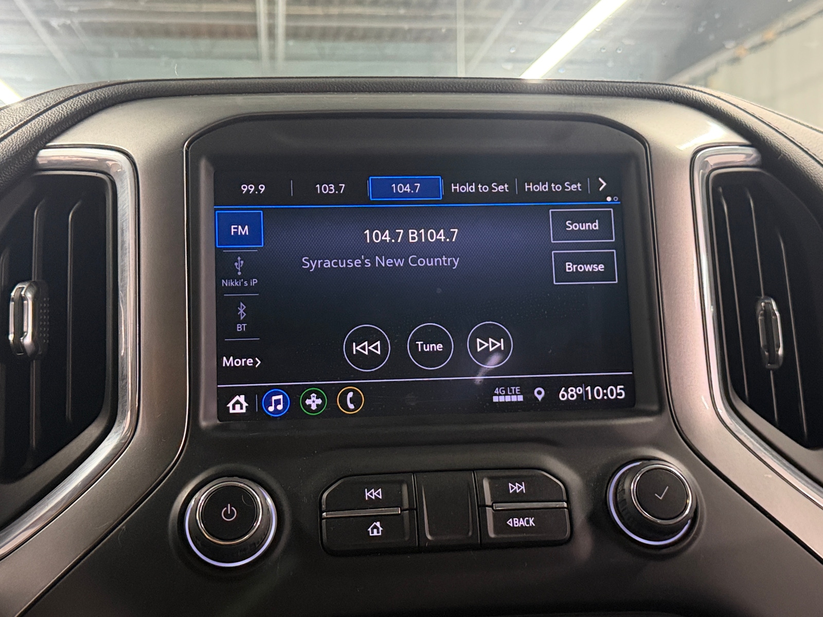 Thumbnail: 2020 Chevrolet Silverado 1500 - 4