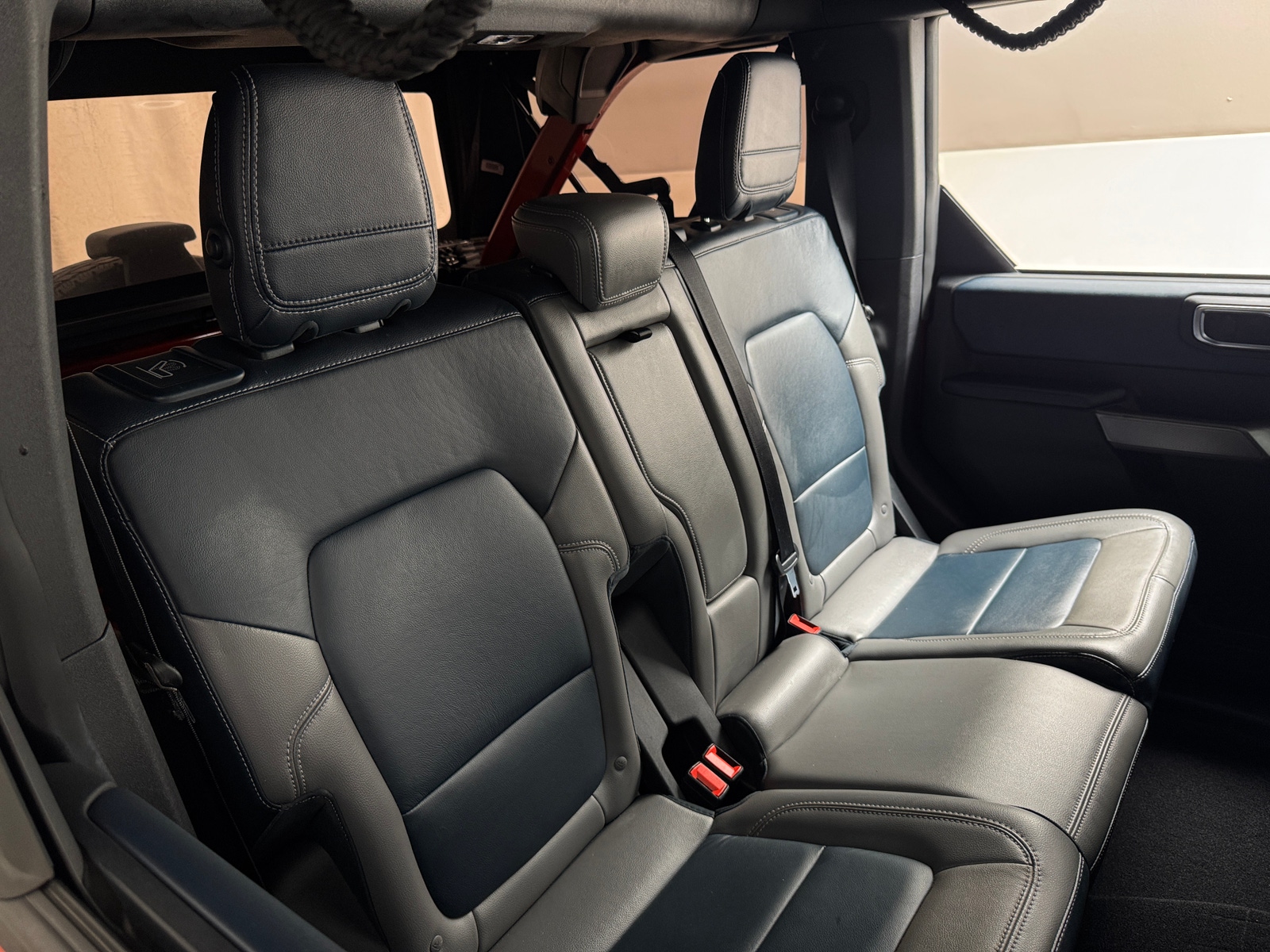Thumbnail: 2022 Ford Bronco - 5