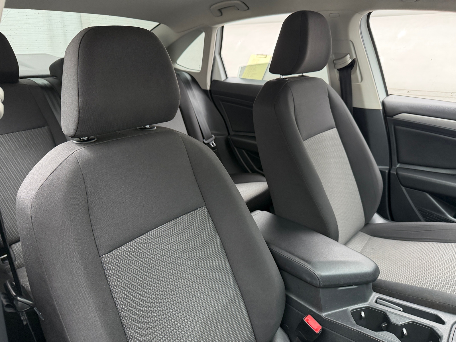 Thumbnail: 2019 Volkswagen Jetta - 2
