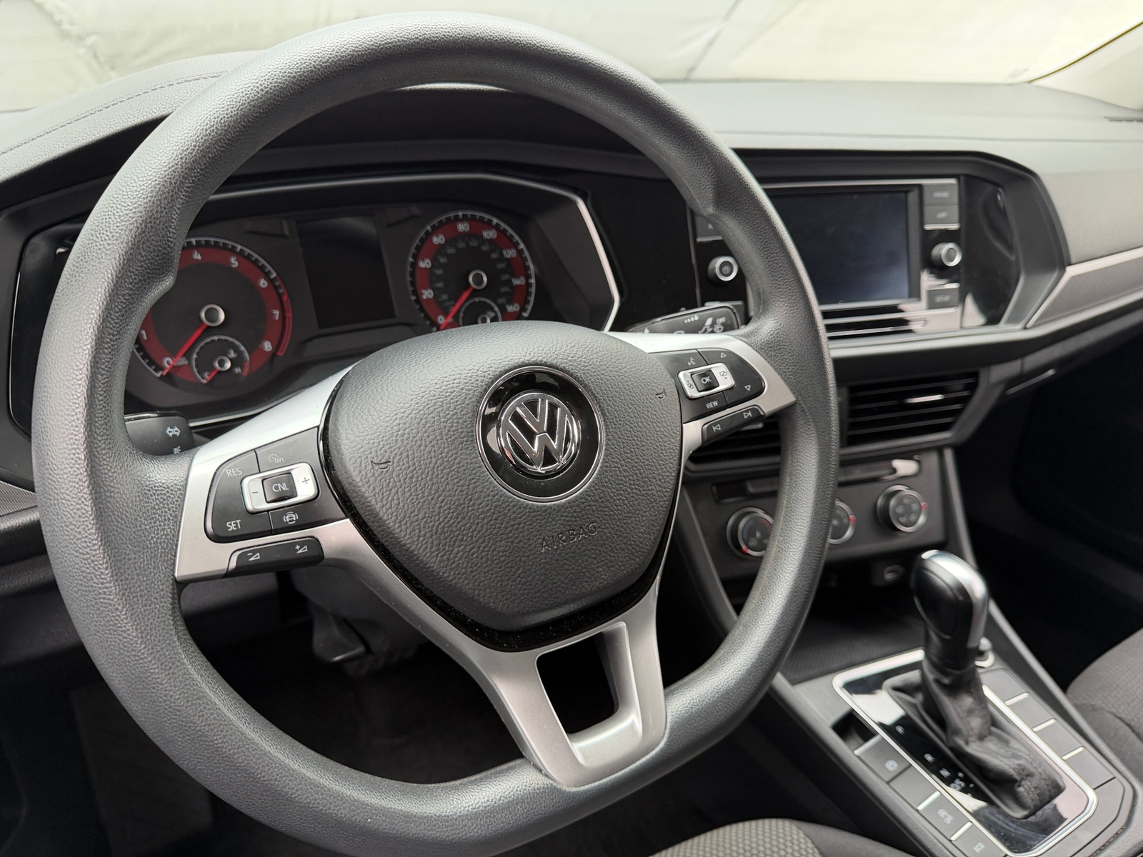 Thumbnail: 2019 Volkswagen Jetta - 5