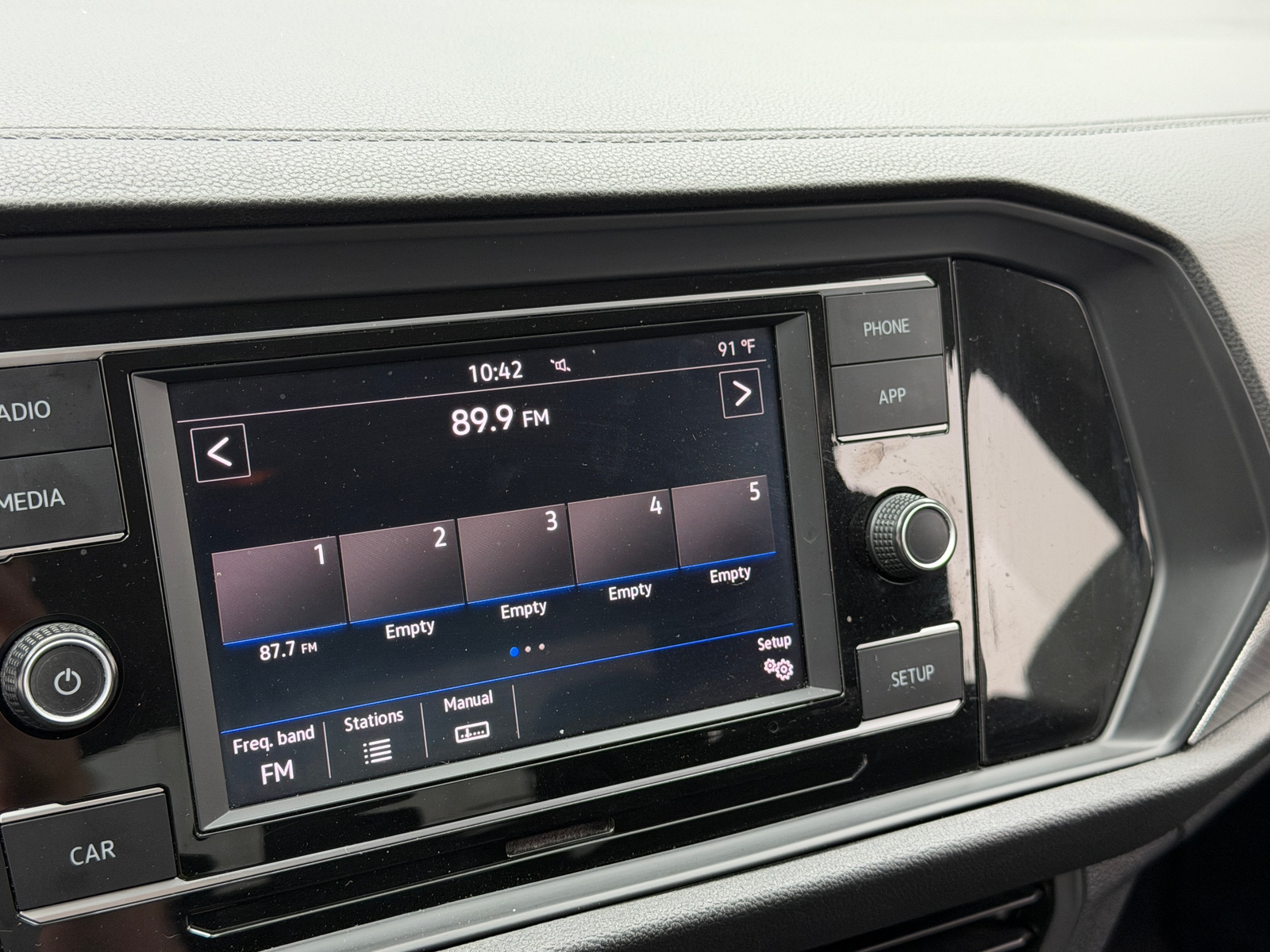 Thumbnail: 2019 Volkswagen Jetta - 4