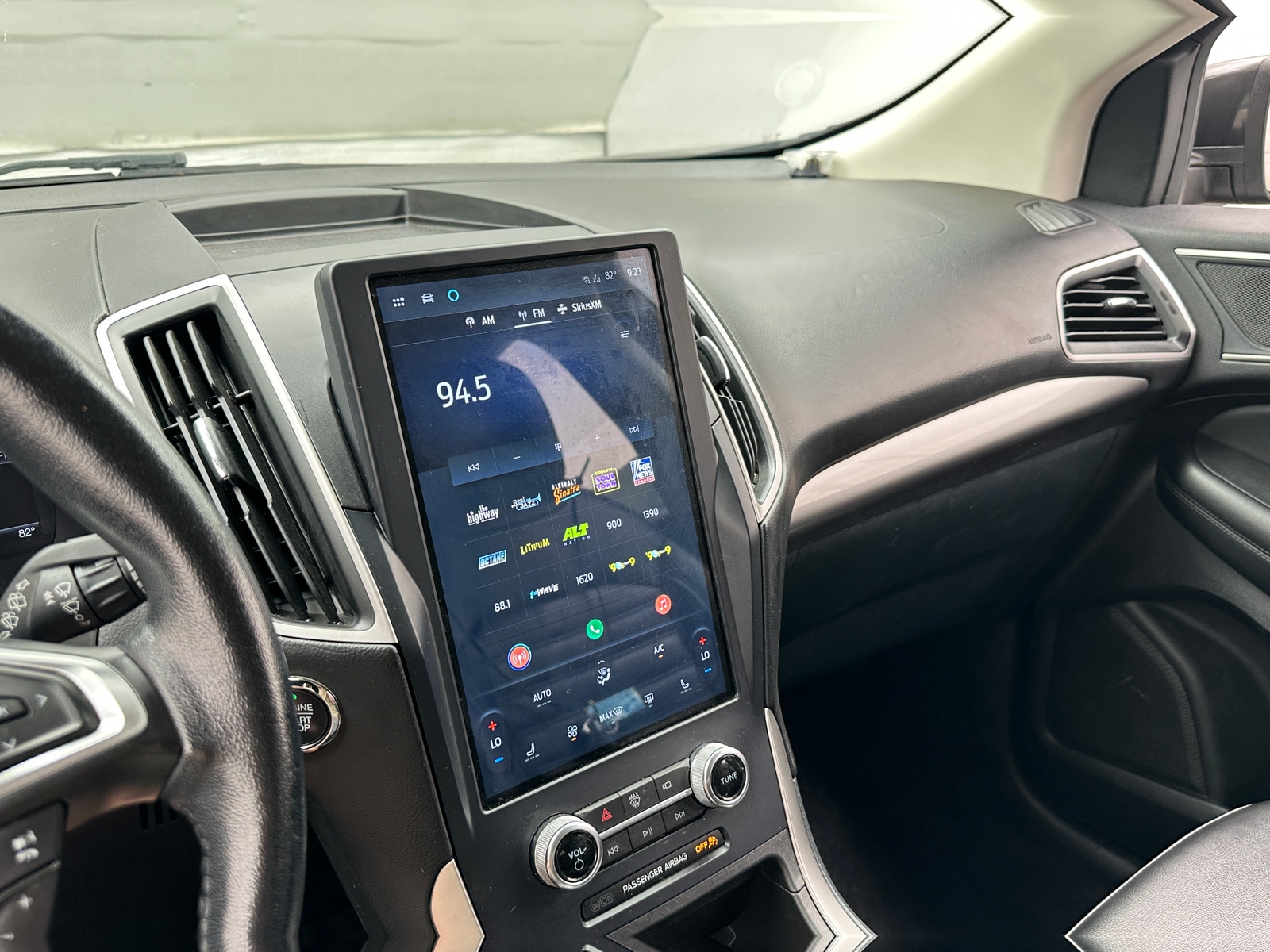 Thumbnail: 2023 Ford Edge - 3