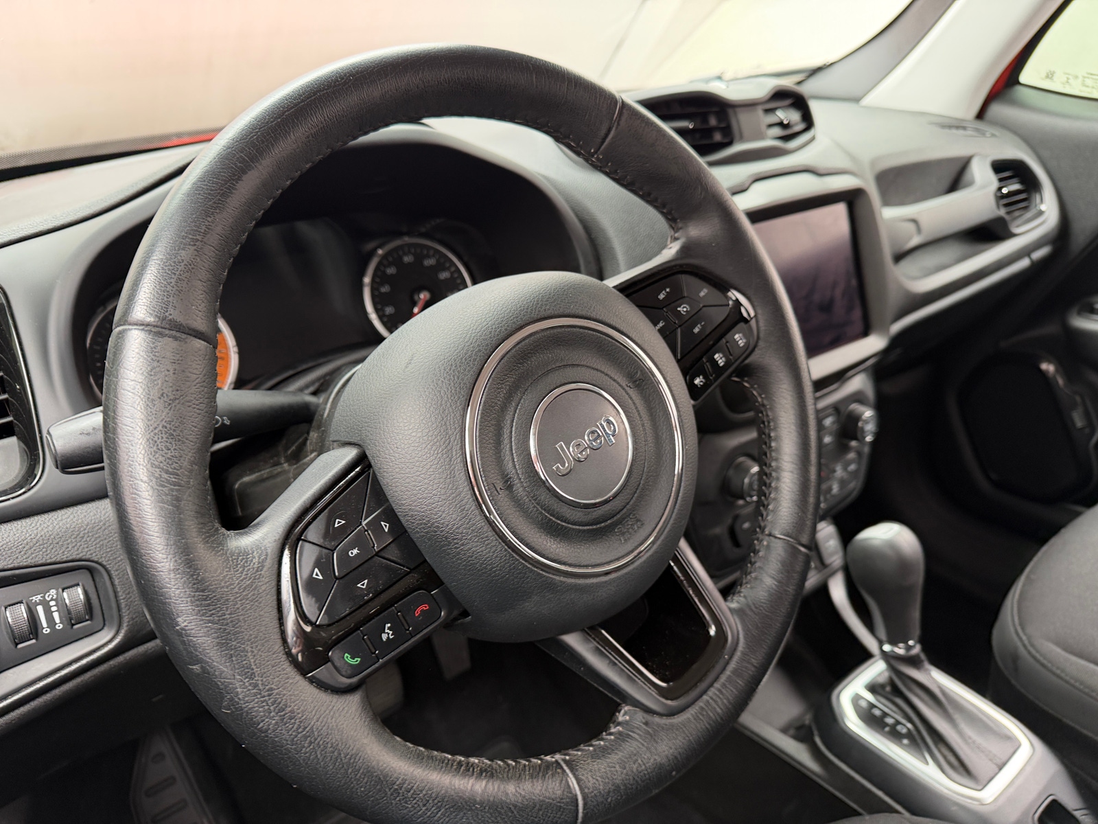 Thumbnail: 2020 Jeep Renegade - 5