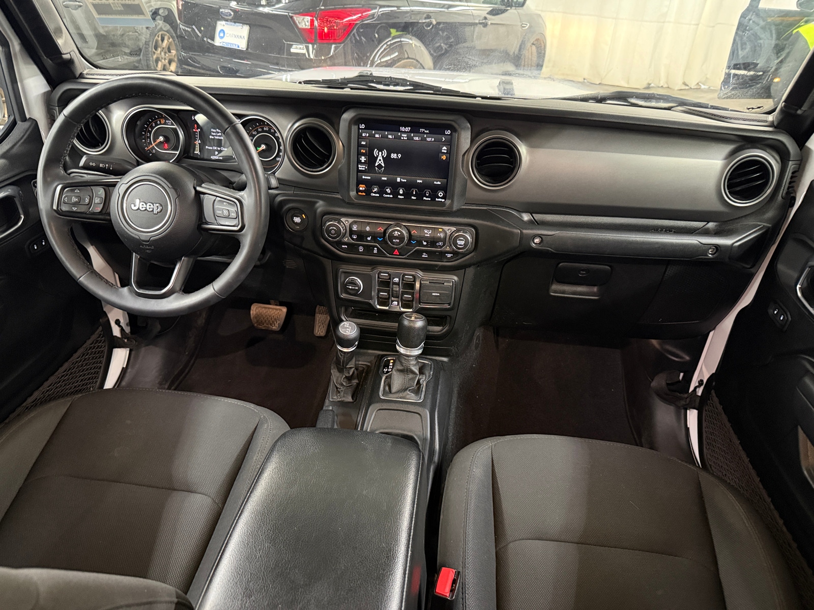 Thumbnail: 2023 Jeep Gladiator - 3
