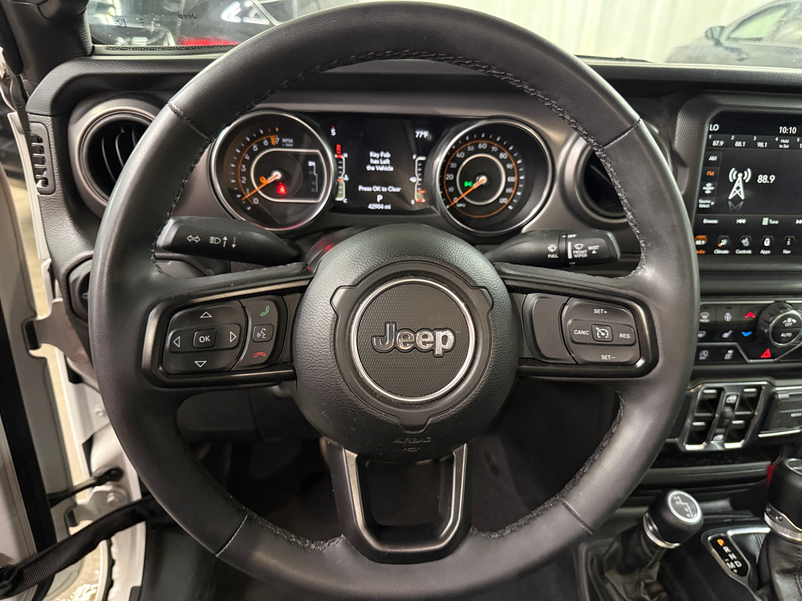 Thumbnail: 2023 Jeep Gladiator - 5