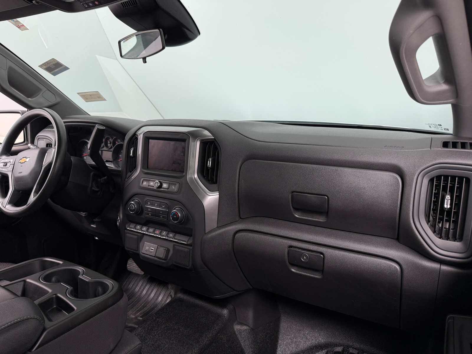 Thumbnail: 2024 Chevrolet Silverado 1500 - 3