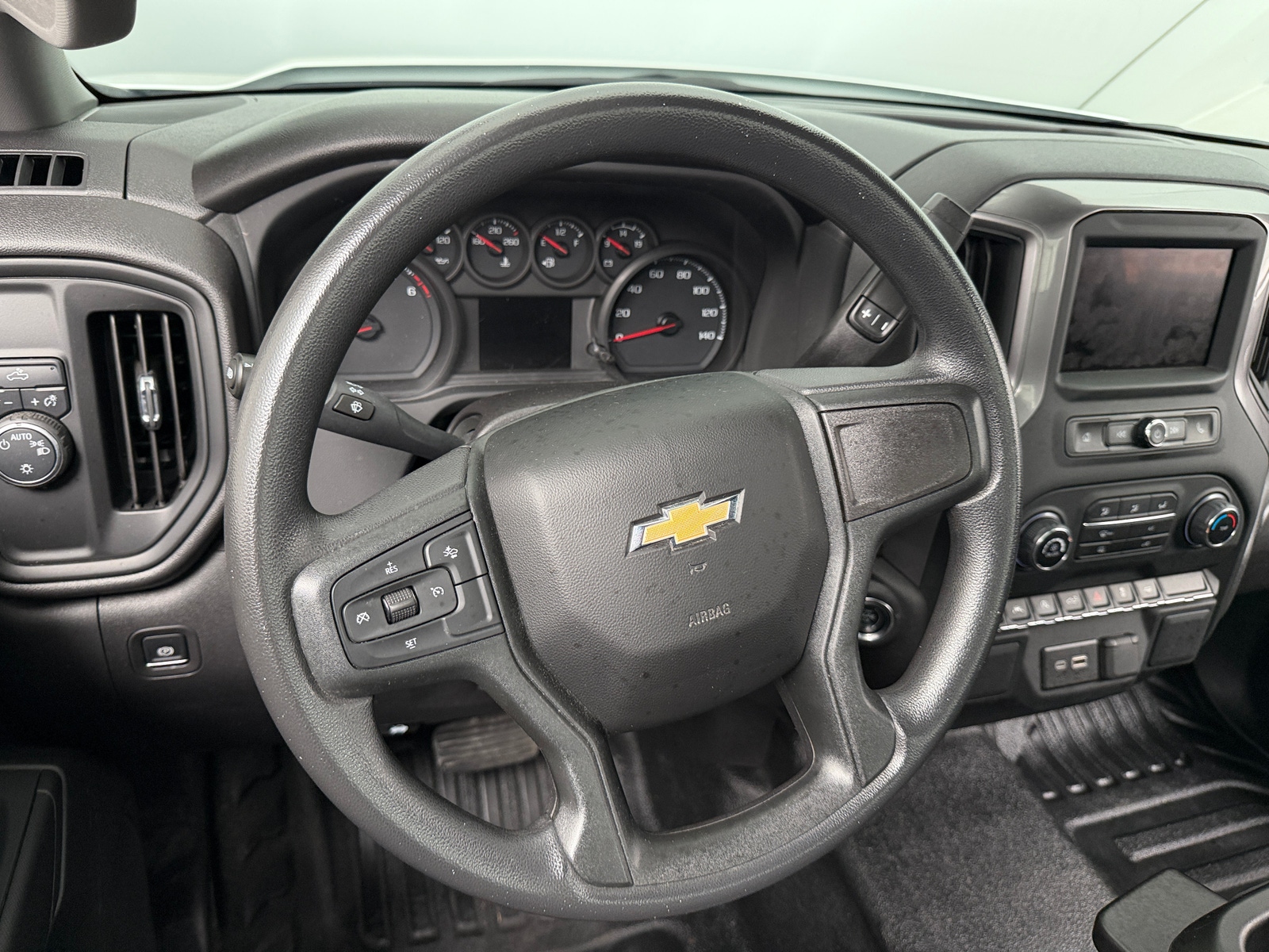 Thumbnail: 2024 Chevrolet Silverado 1500 - 5